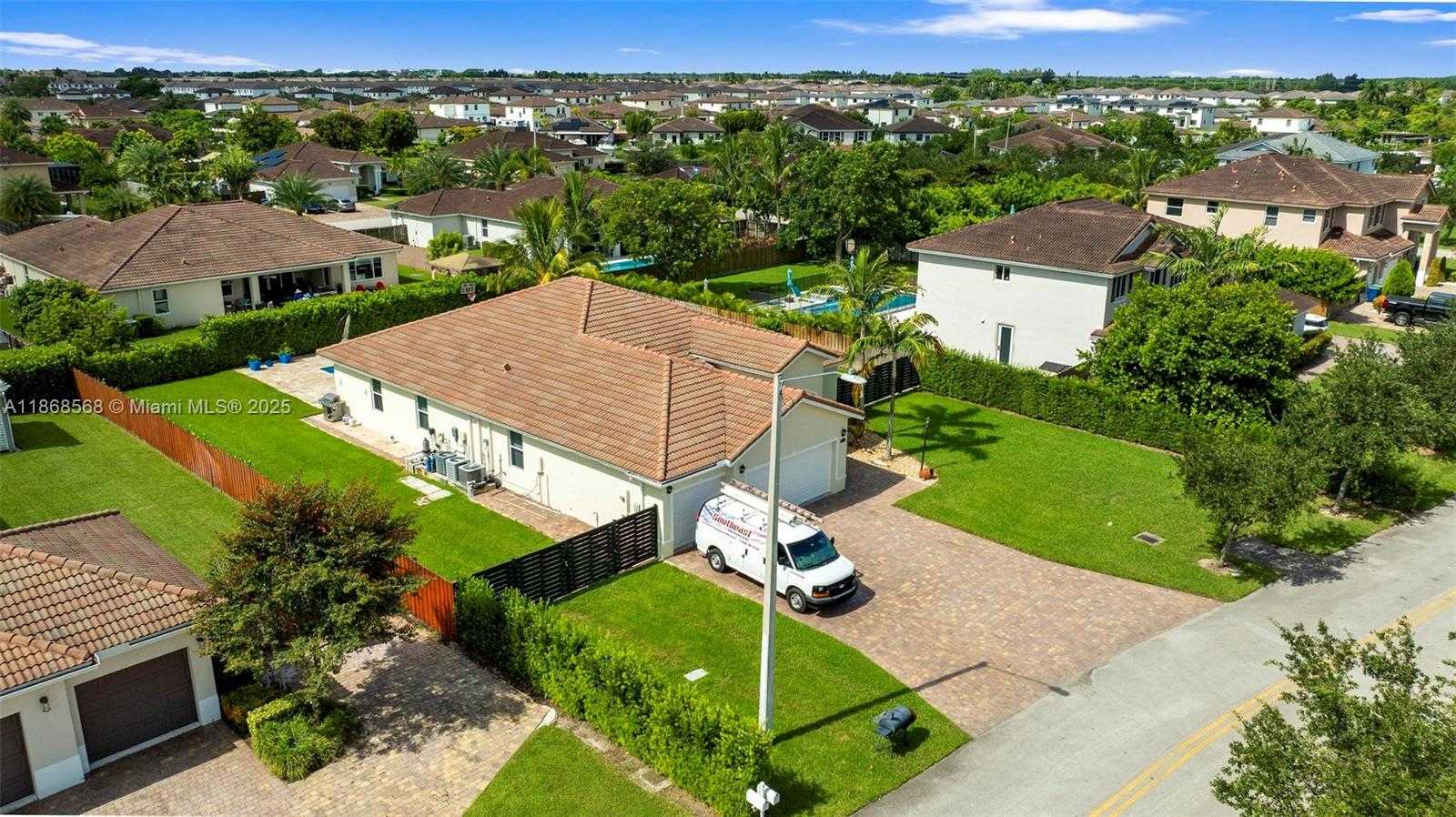 Small Image of 12750 SOUTH WEST 225TH ST, Miami Number 46