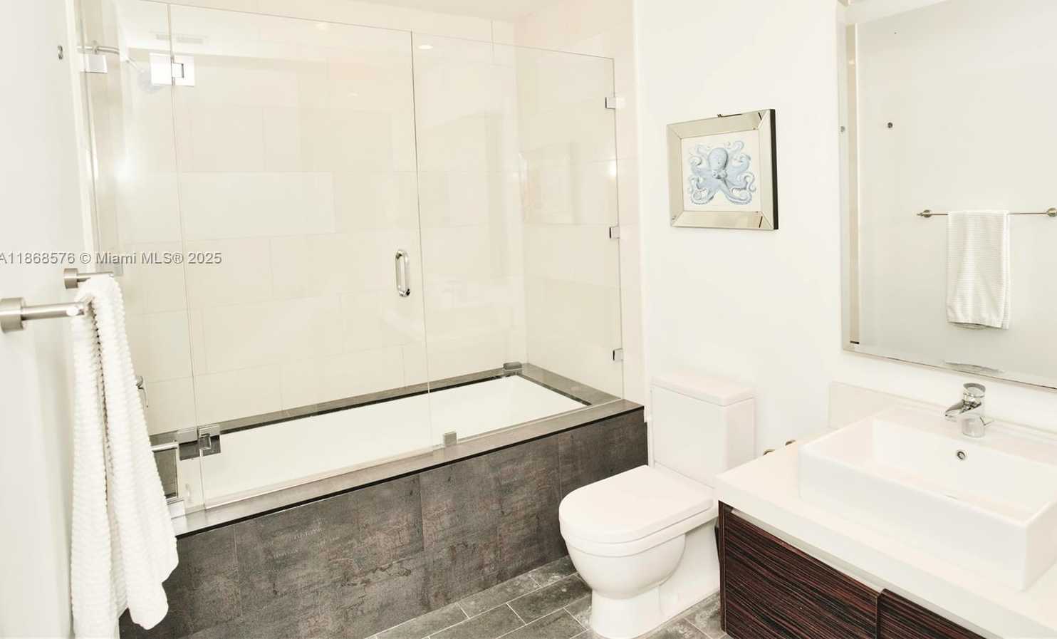 Small Image of 1100 BISCAYNE BLVD #5202, Miami Number 15