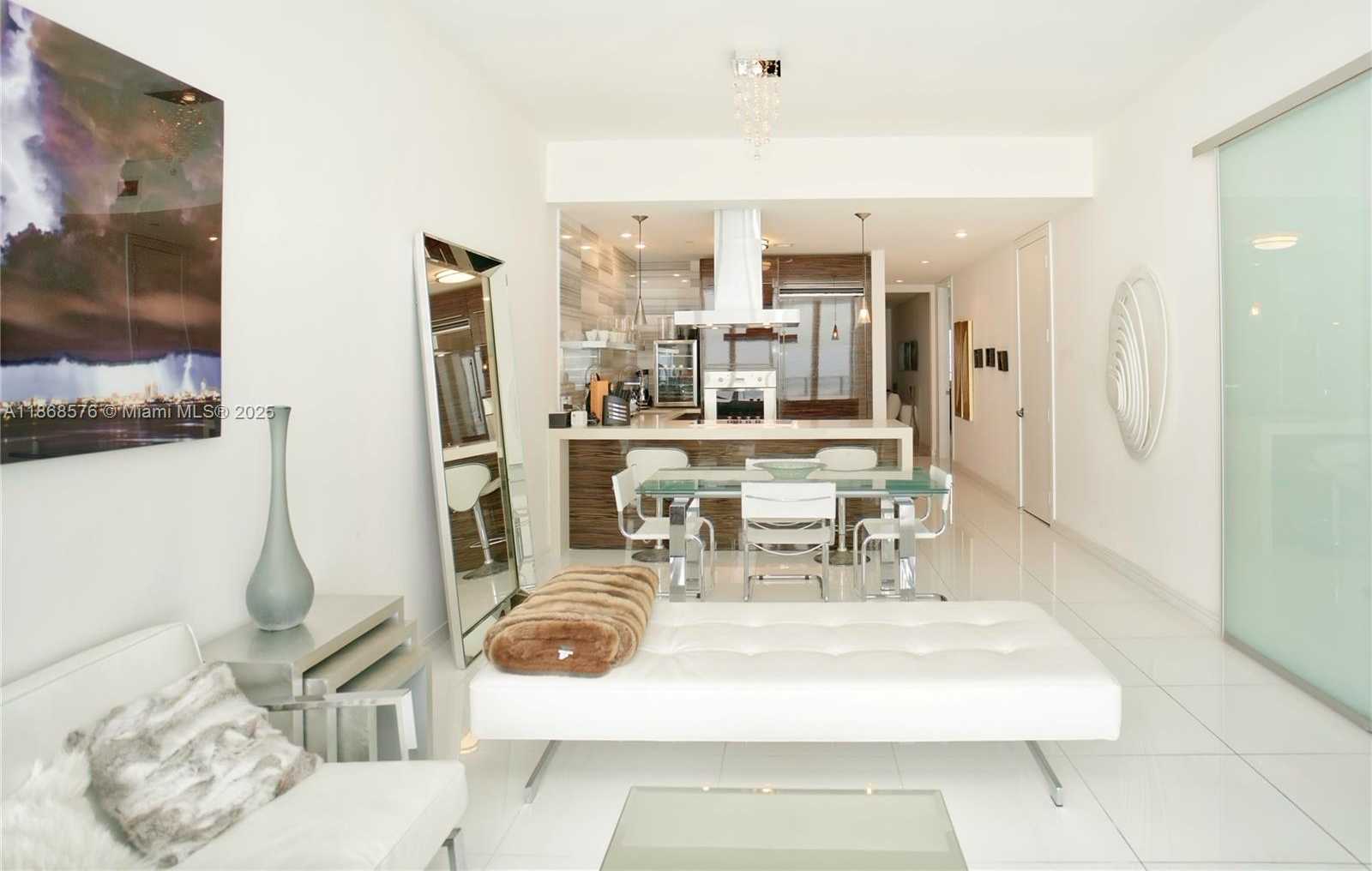 Small Image of 1100 BISCAYNE BLVD #5202, Miami Number 4