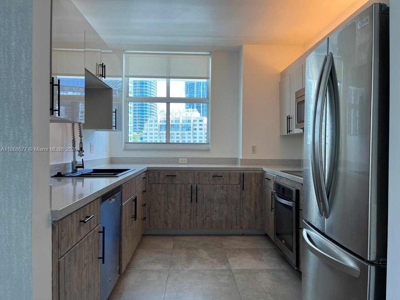 Small Image of 1250 SOUTH MIAMI AVE #1414, Miami Number 3