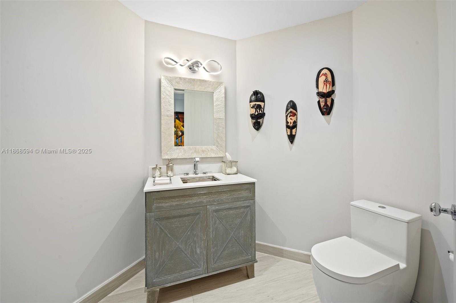 Small Image of 13633 DEERING BAY DR #225, Coral Gables Number 12