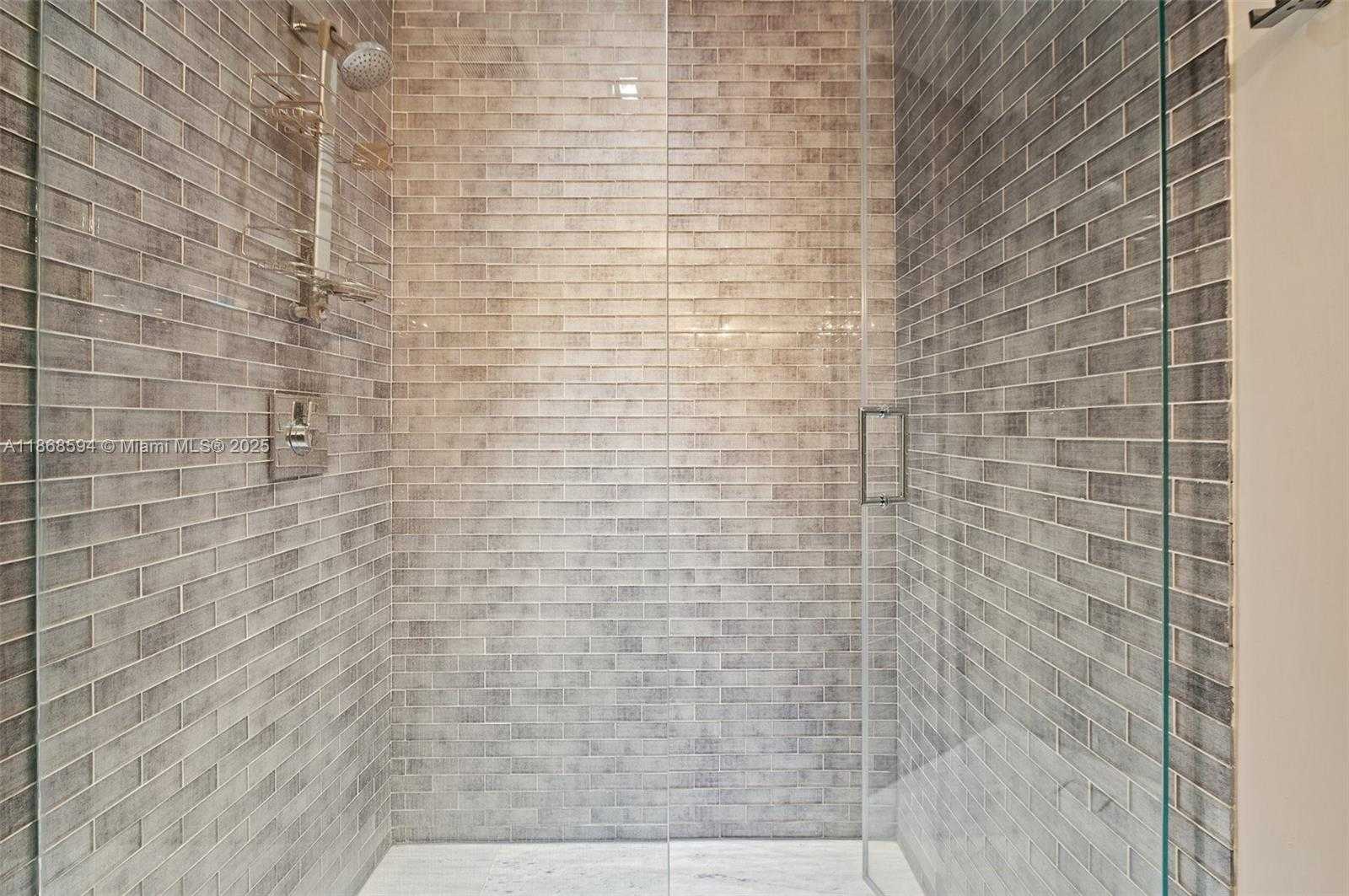 Small Image of 13633 DEERING BAY DR #225, Coral Gables Number 25