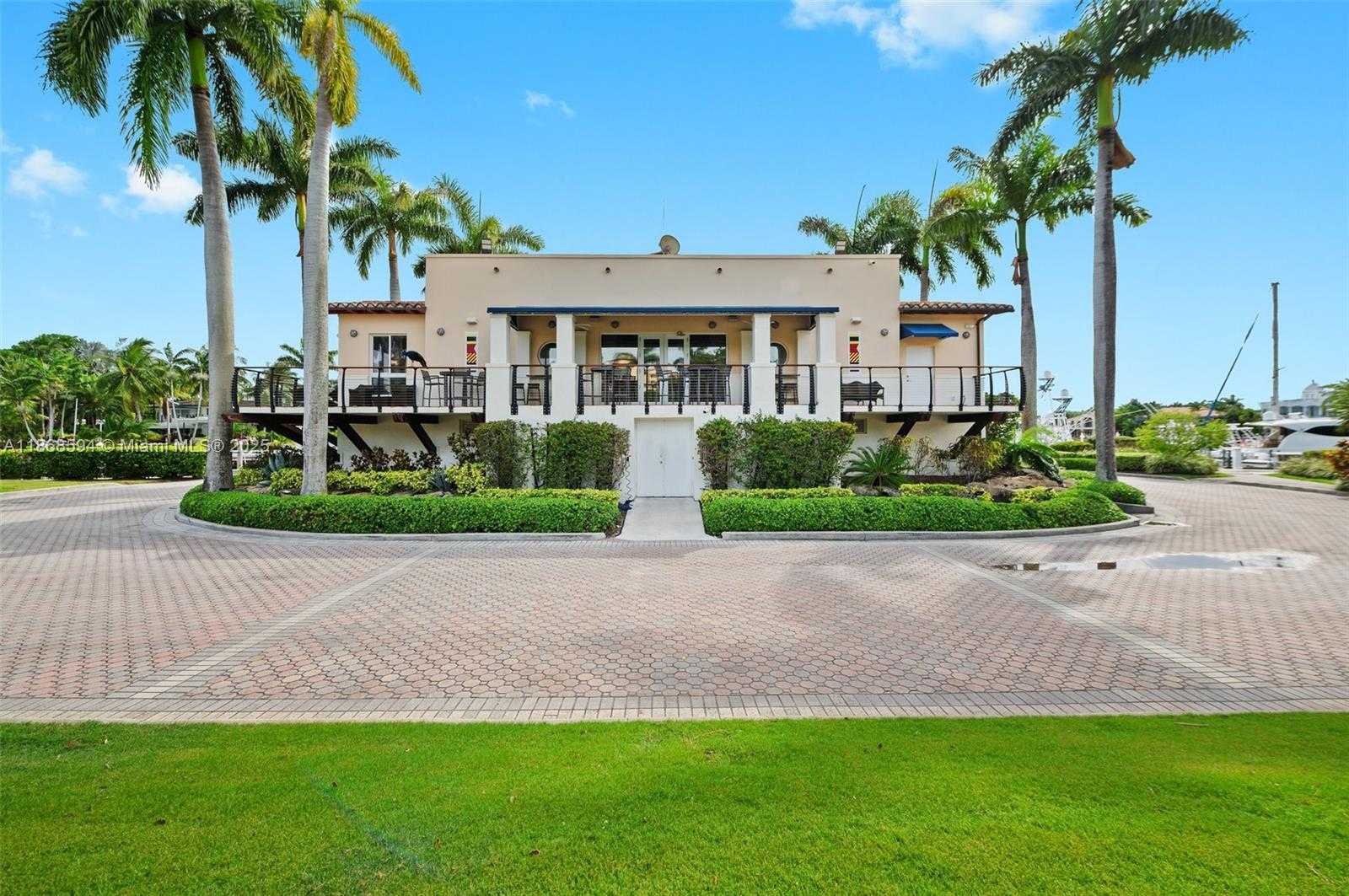 Small Image of 13633 DEERING BAY DR #225, Coral Gables Number 46