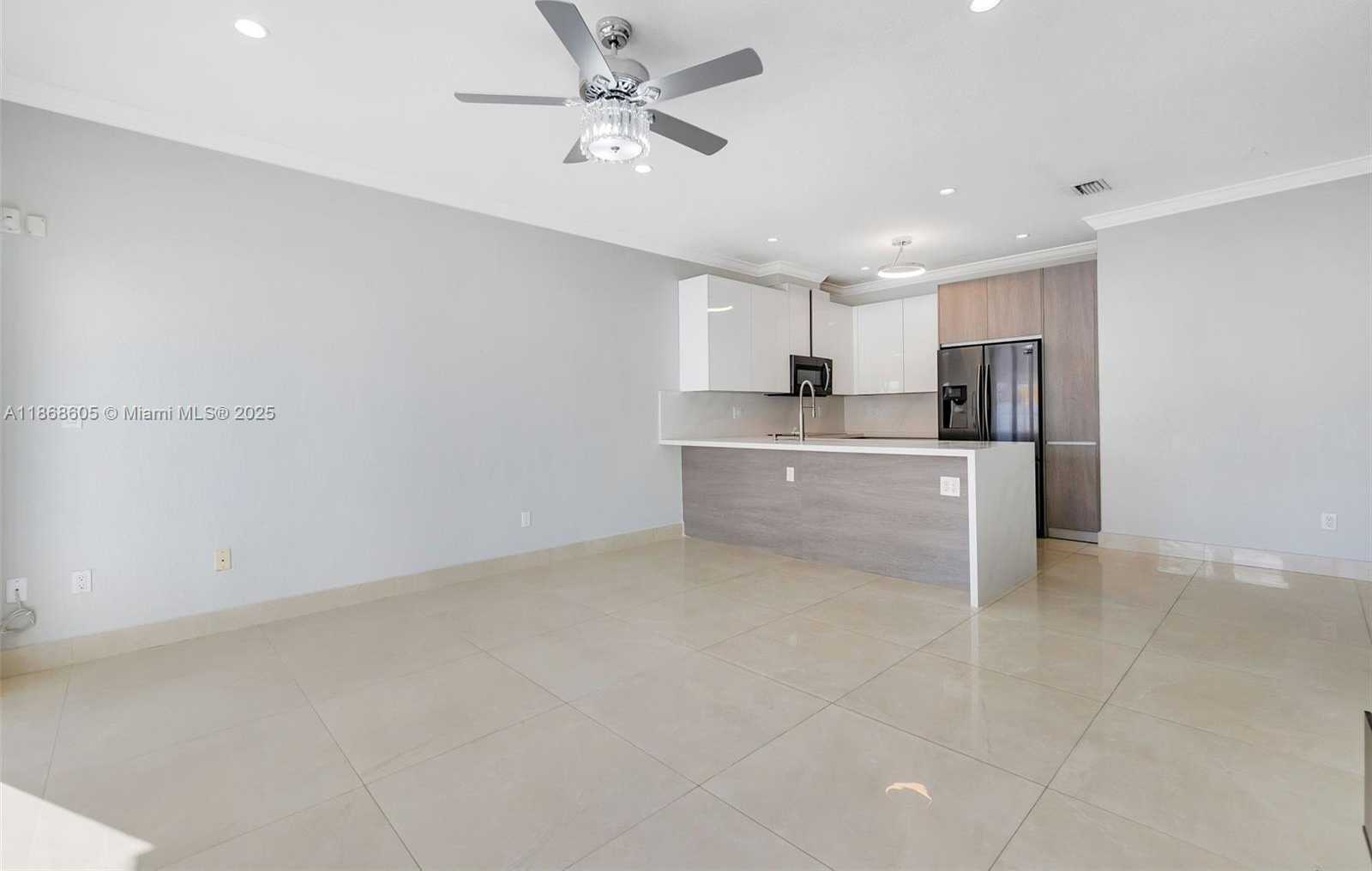 Small Image of 14813 NORTH WEST 87TH PL, Miami Lakes Number 18