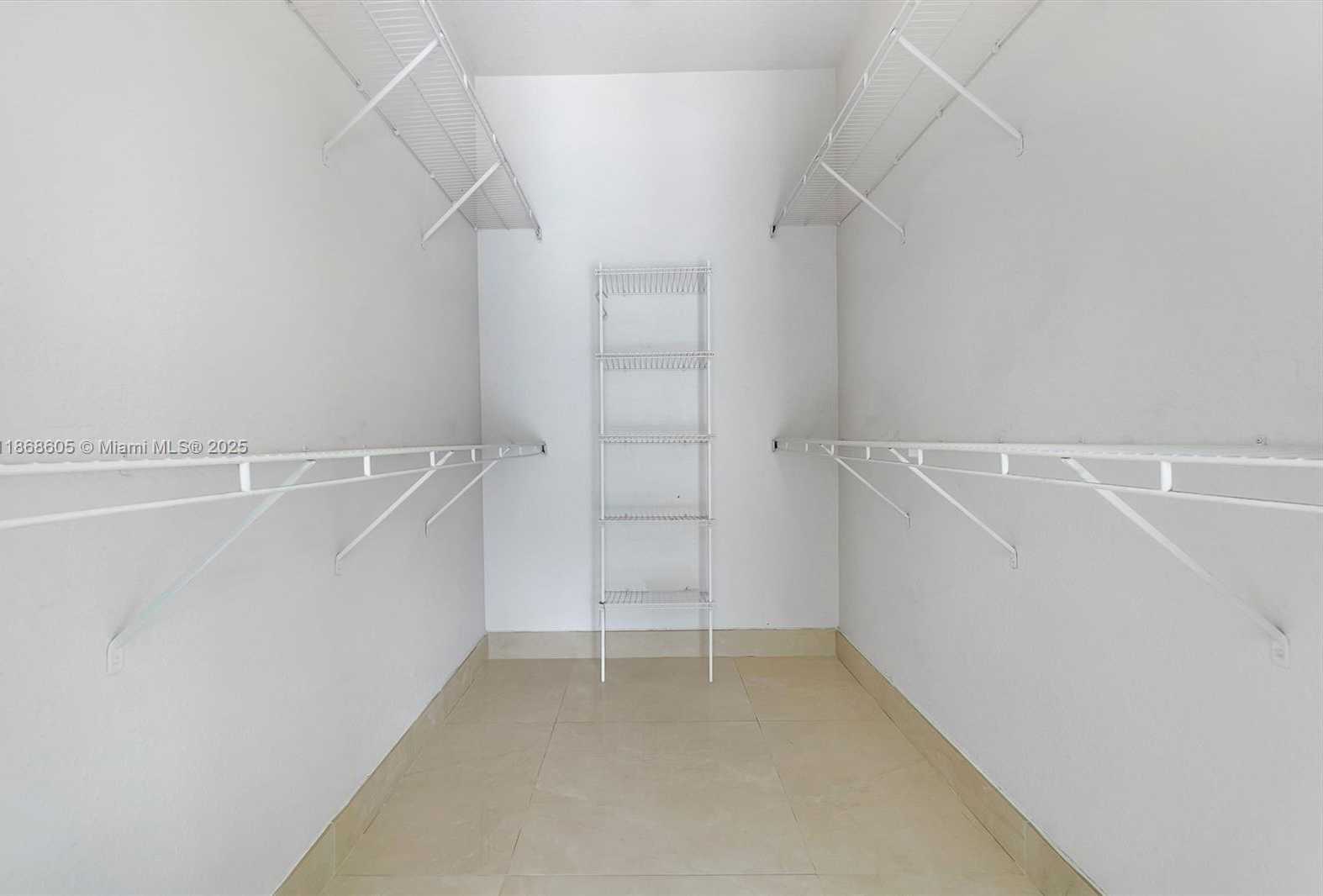 Small Image of 14813 NORTH WEST 87TH PL, Miami Lakes Number 29
