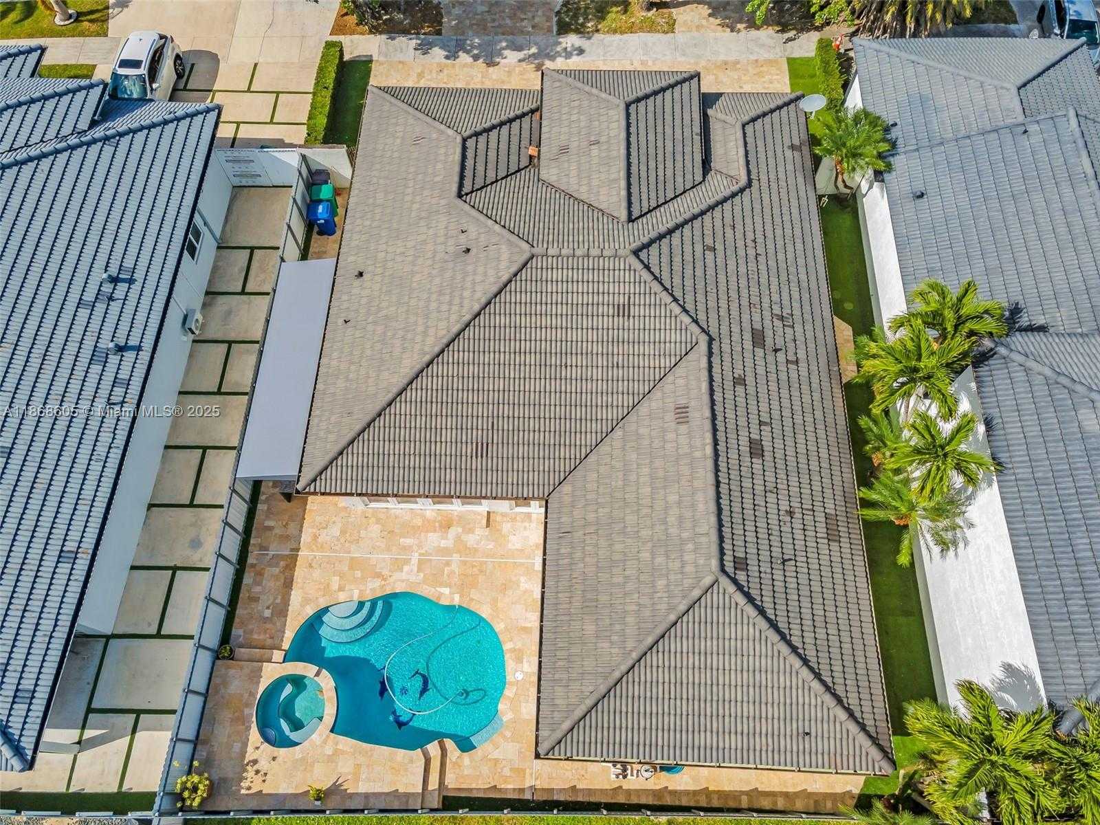 Small Image of 14813 NORTH WEST 87TH PL, Miami Lakes Number 3