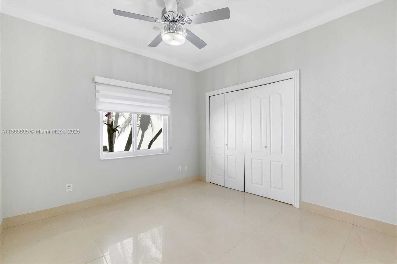 Small Image of 14813 NORTH WEST 87TH PL, Miami Lakes Number 33