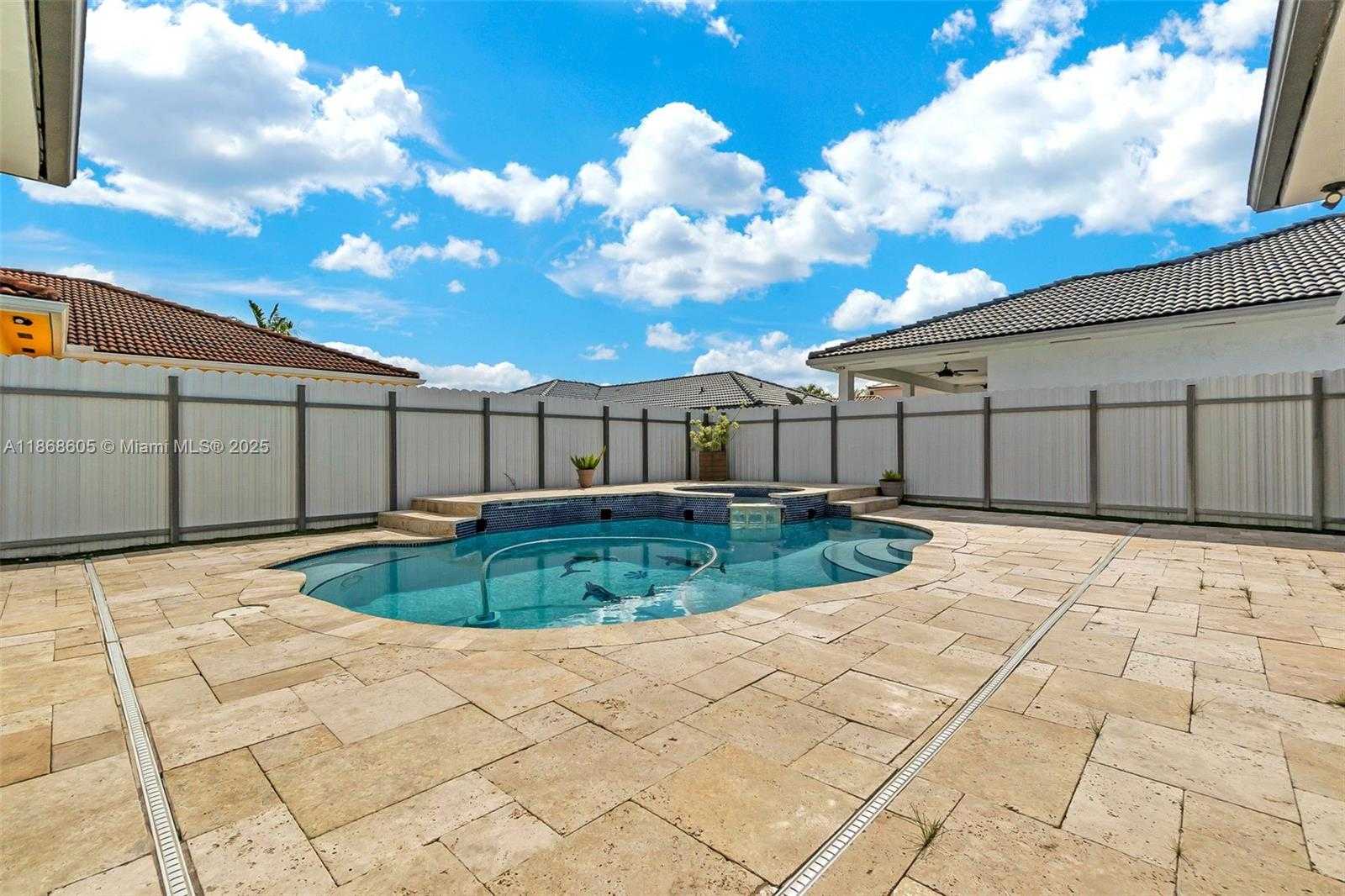 Small Image of 14813 NORTH WEST 87TH PL, Miami Lakes Number 8