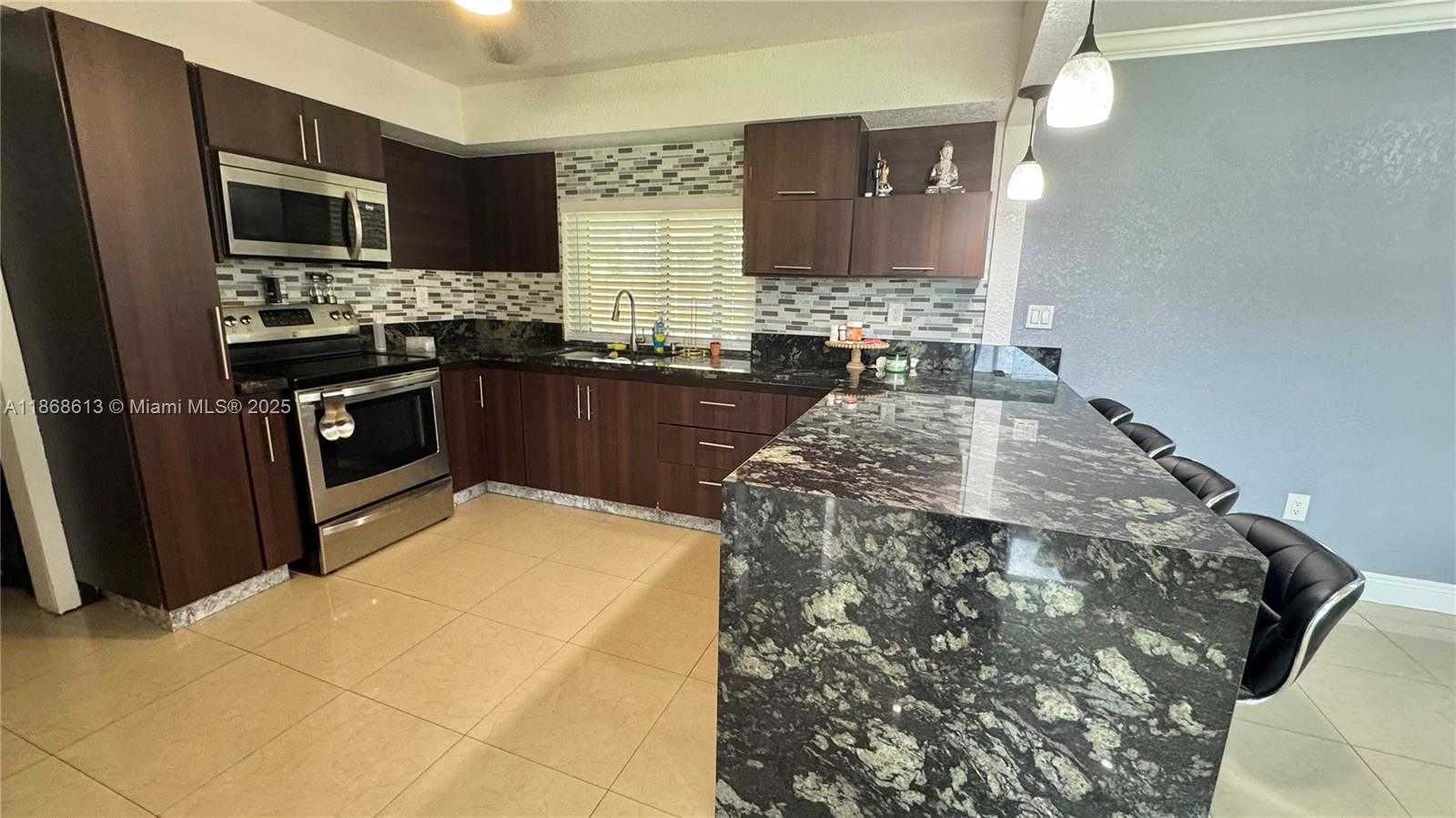 Small Image of 8891 NORTH WEST 11TH ST, Pembroke Pines Number 10