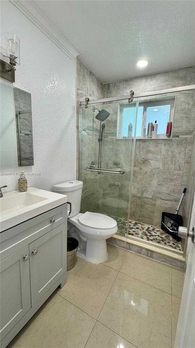 Small Image of 8891 NORTH WEST 11TH ST, Pembroke Pines Number 22