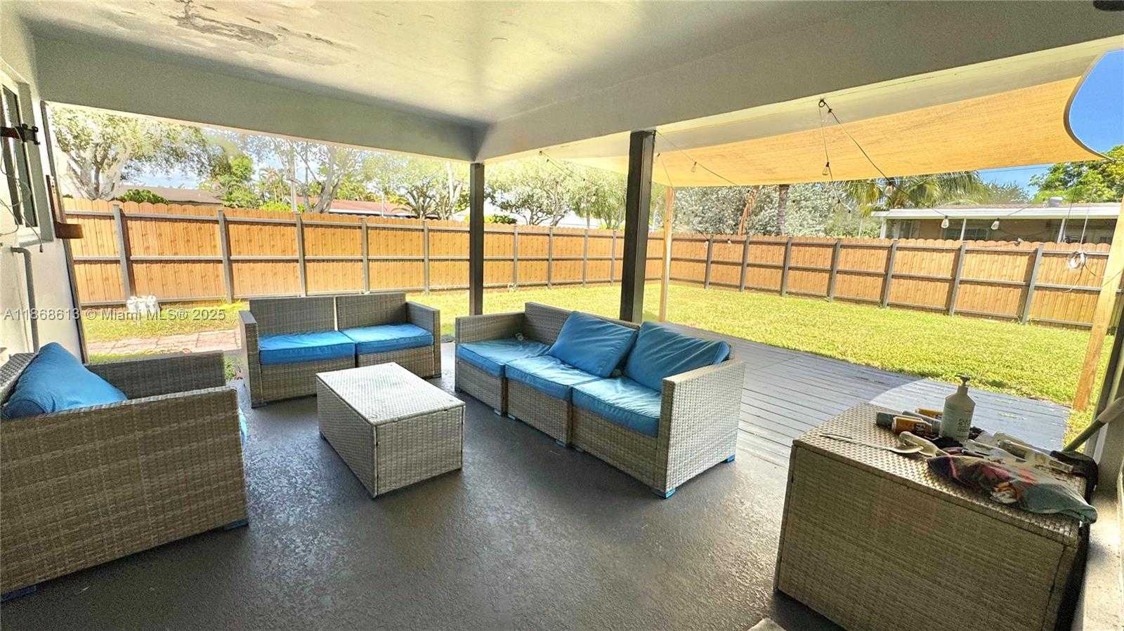 Small Image of 8891 NORTH WEST 11TH ST, Pembroke Pines Number 25