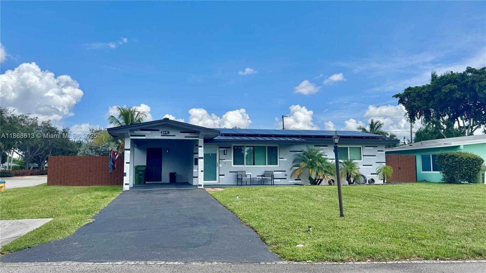 Small Image of 8891 NORTH WEST 11TH ST, Pembroke Pines Number 32