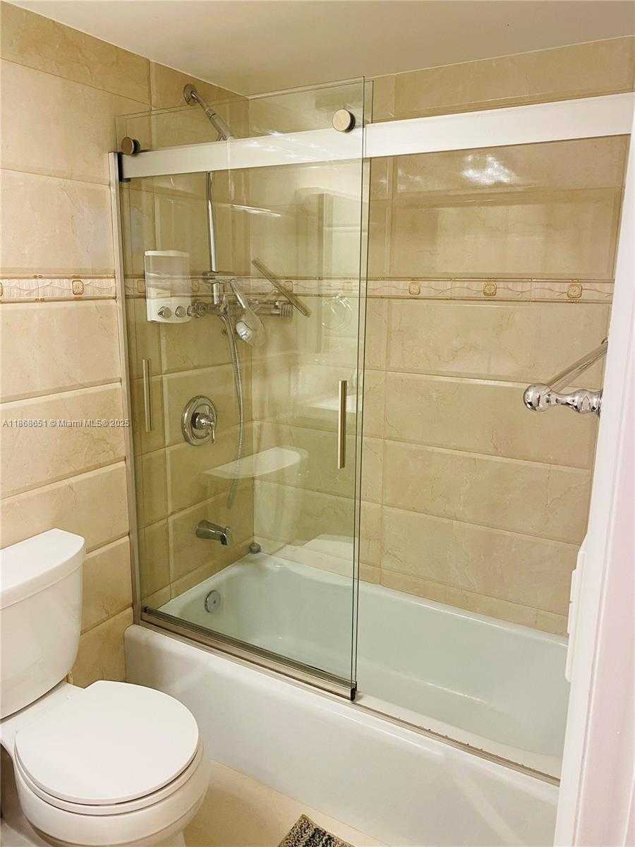 Small Image of 230 174TH ST #507, Sunny Isles Beach Number 15