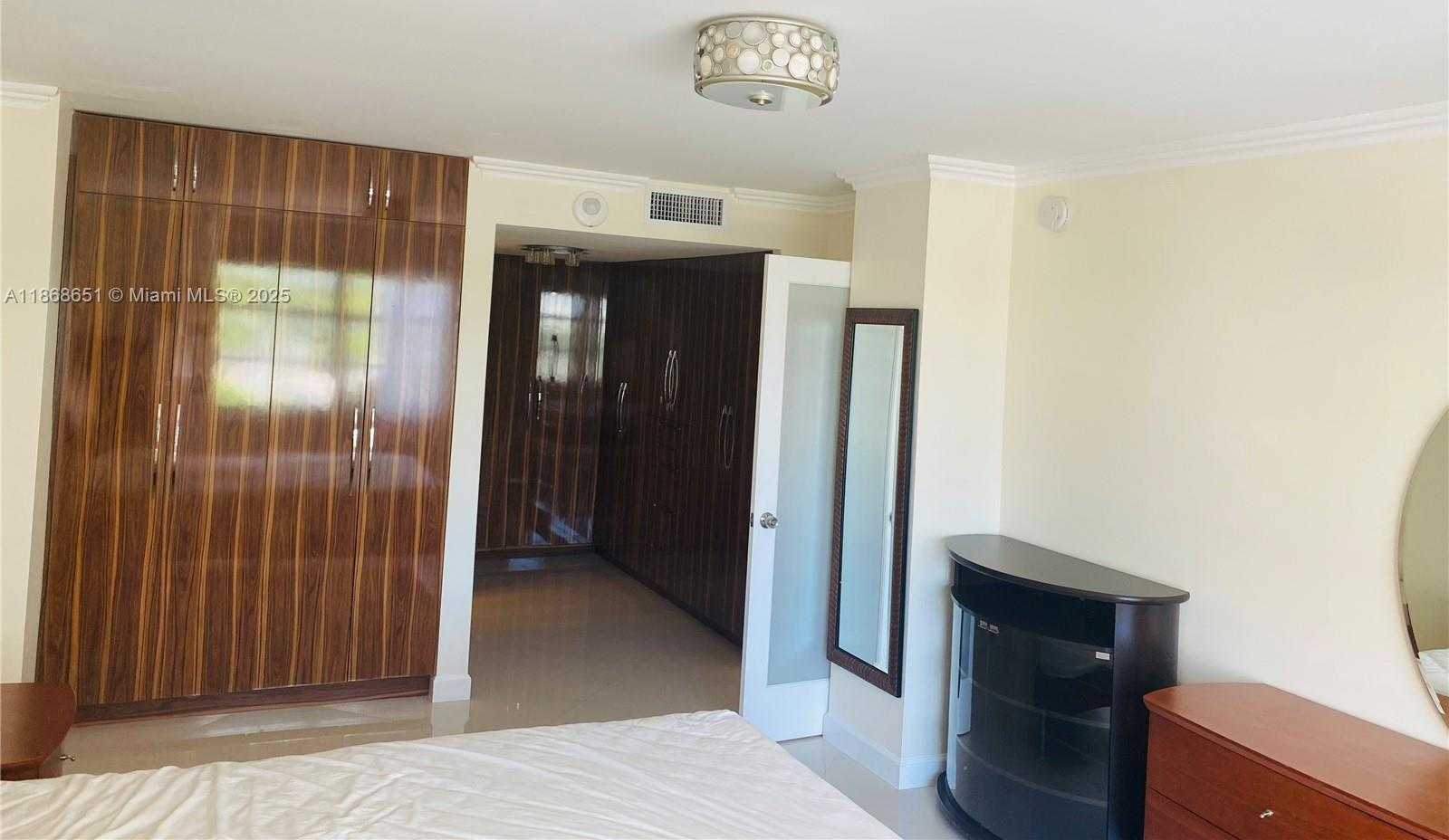 Small Image of 230 174TH ST #507, Sunny Isles Beach Number 17