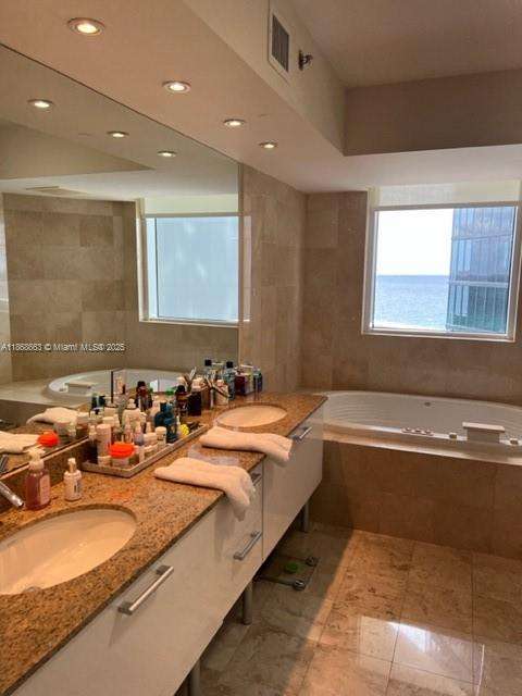Small Image of 17201 COLLINS AVE #1405, Sunny Isles Beach Number 11