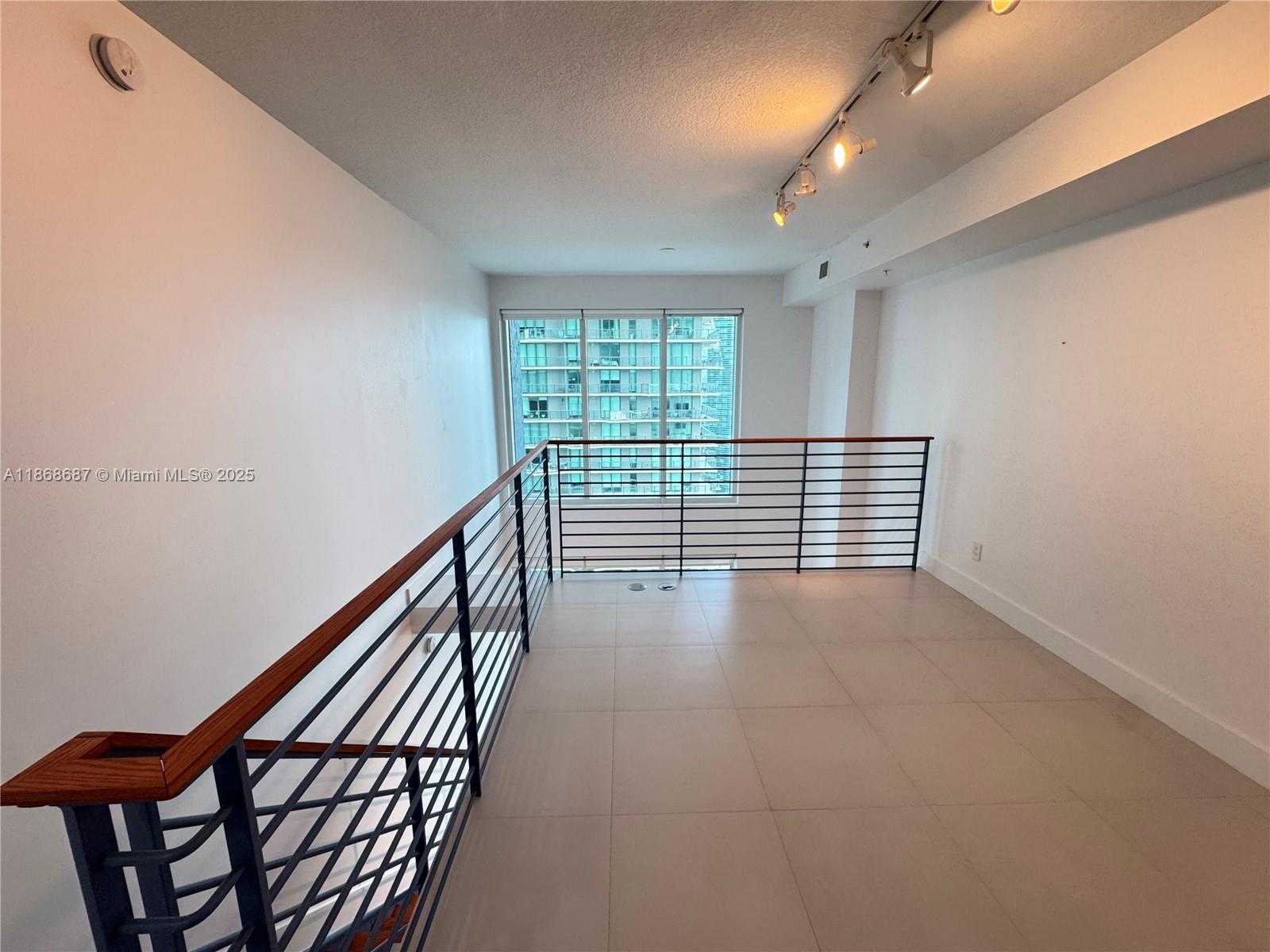 Small Image of 60 SOUTH WEST 13TH ST #2606, Miami Number 12