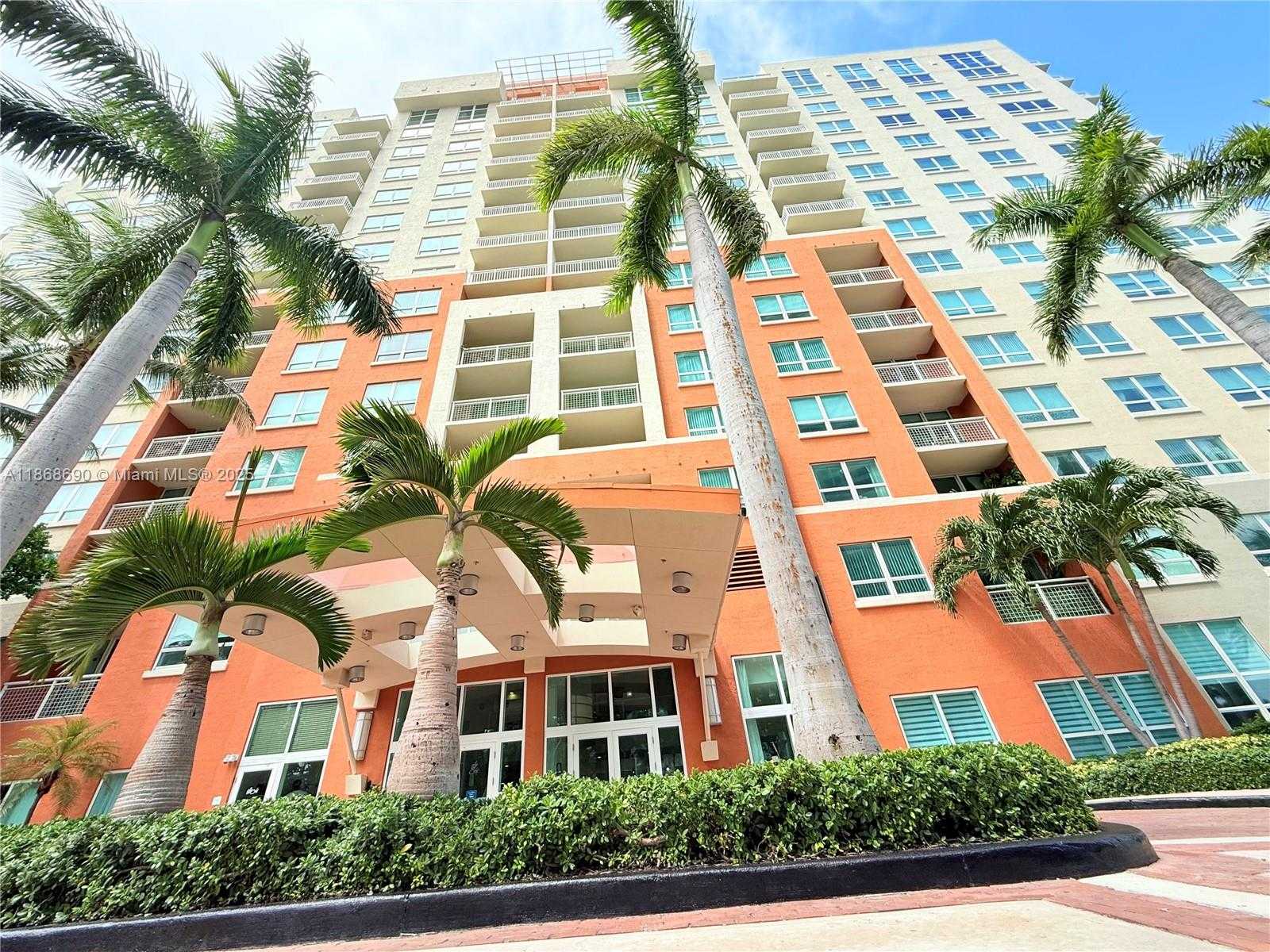 Small Image of 2000 NORTH BAYSHORE DR #218, Miami Number 26