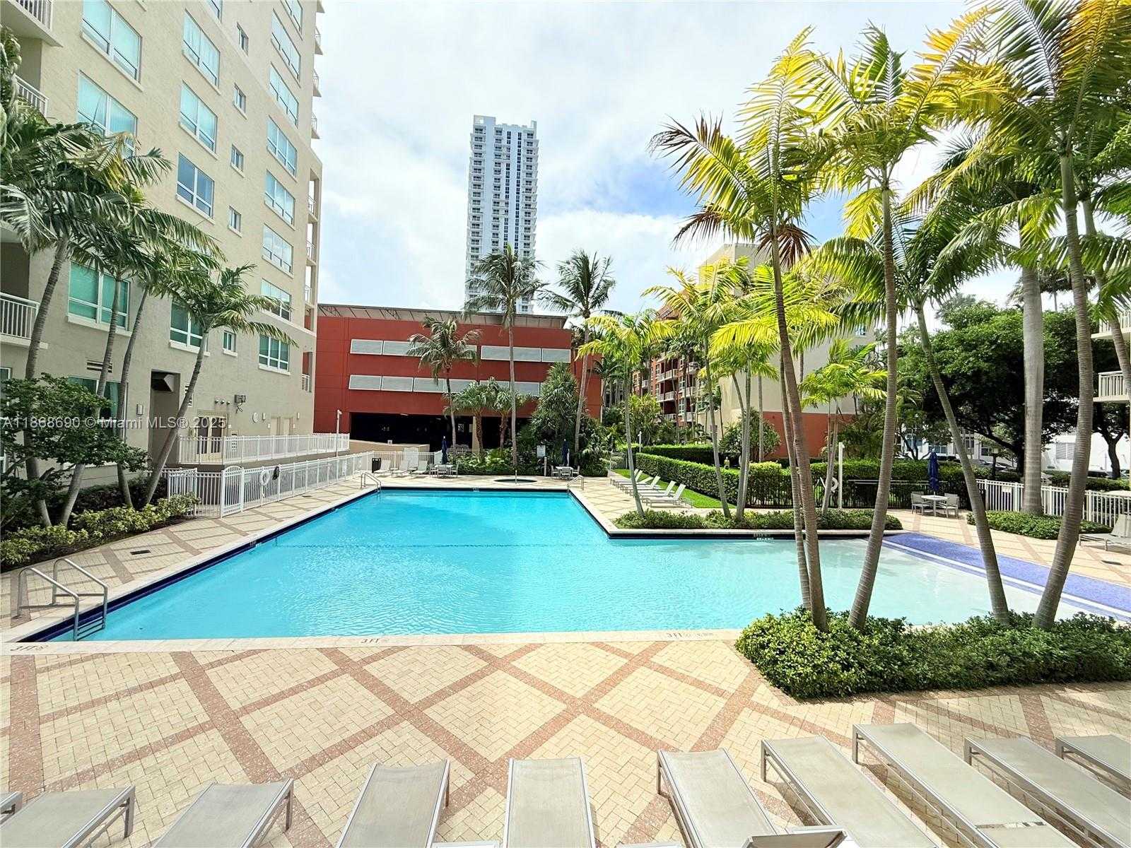 Small Image of 2000 NORTH BAYSHORE DR #218, Miami Number 31