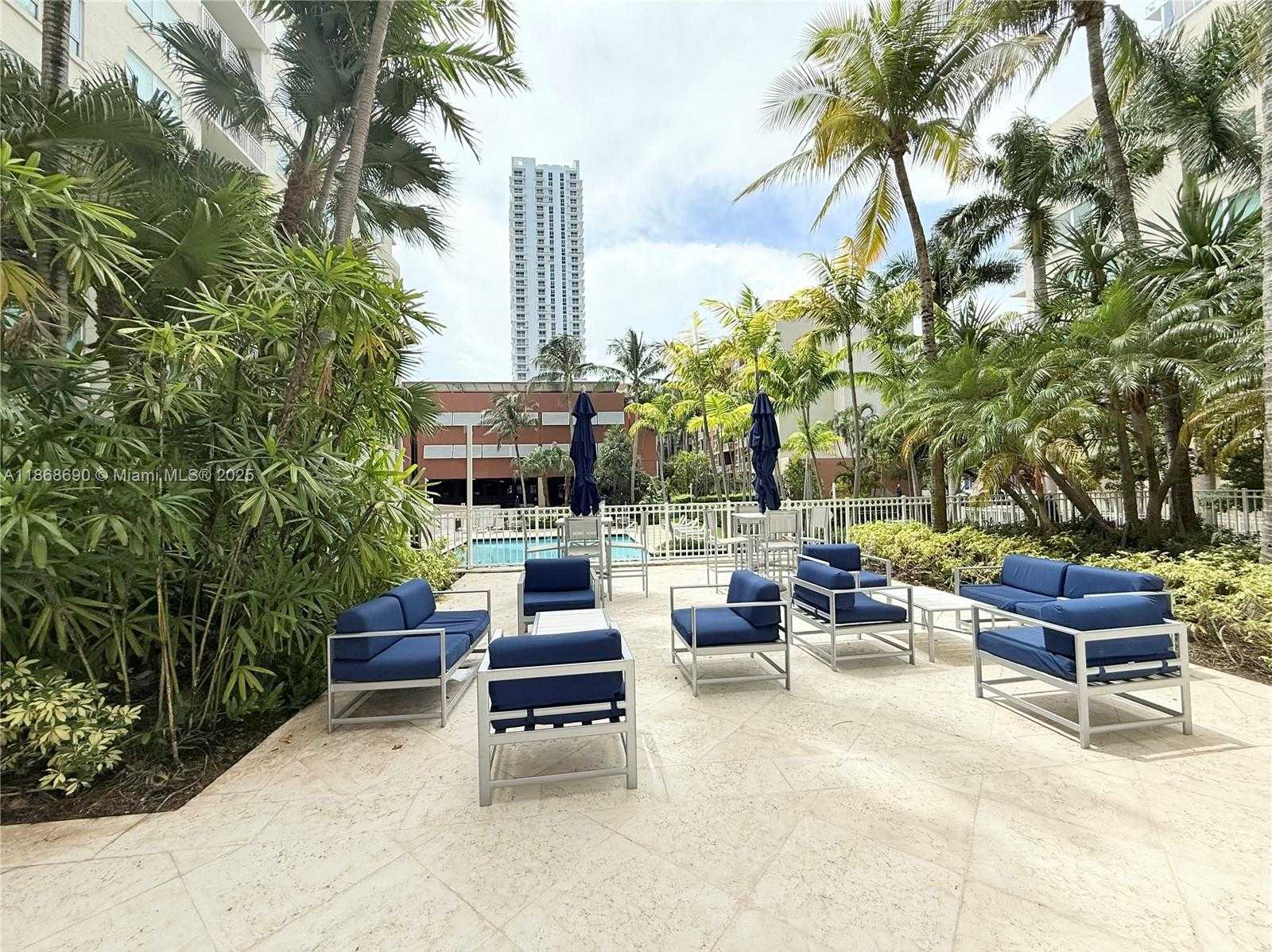 Small Image of 2000 NORTH BAYSHORE DR #218, Miami Number 32