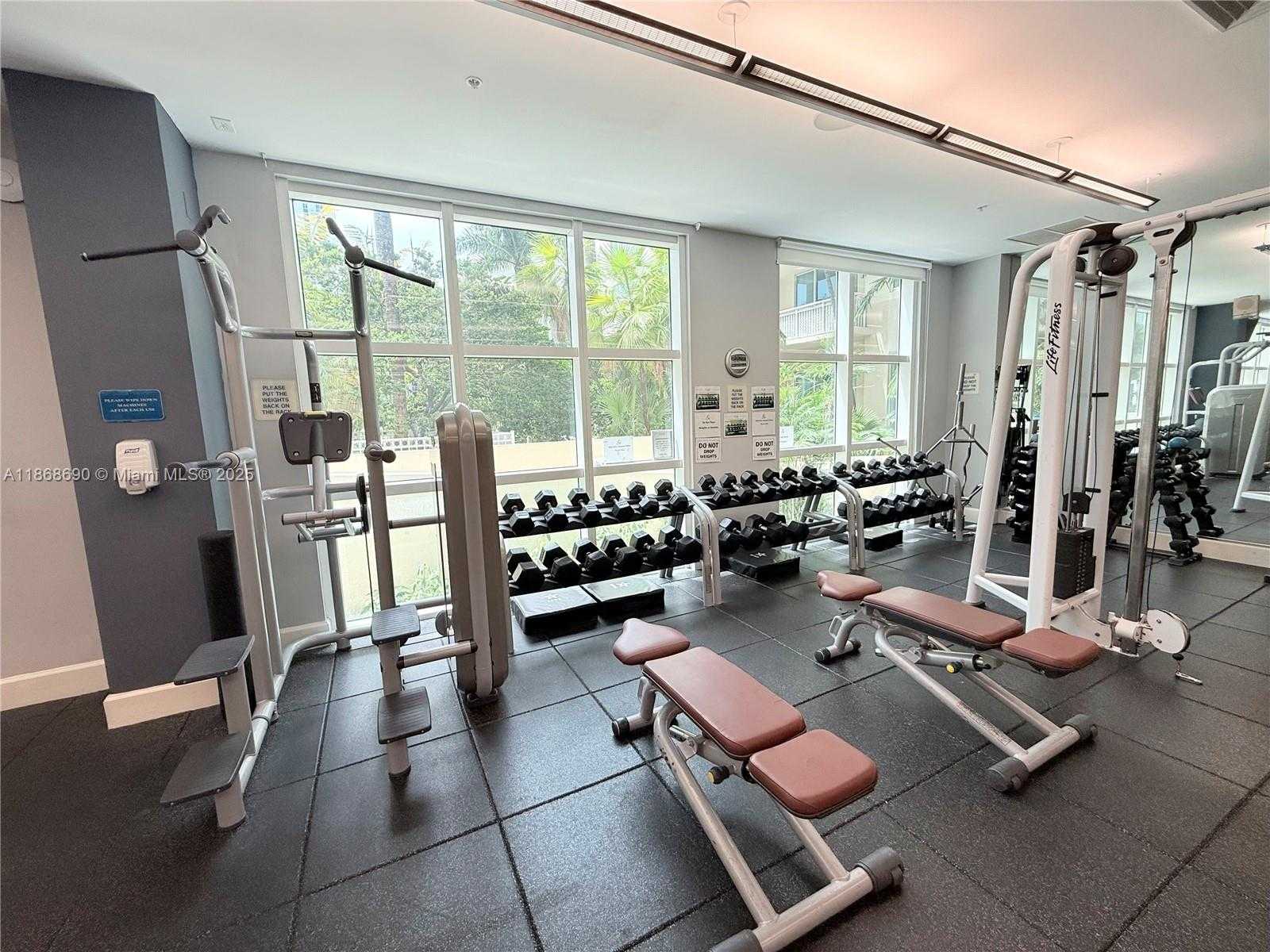 Small Image of 2000 NORTH BAYSHORE DR #218, Miami Number 33