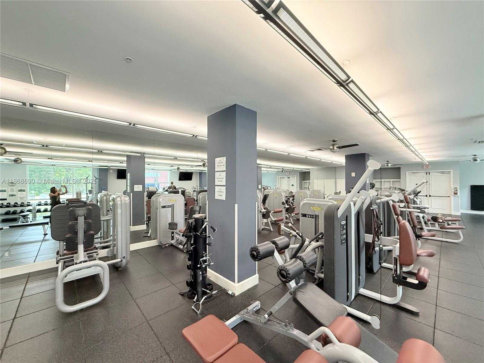 Small Image of 2000 NORTH BAYSHORE DR #218, Miami Number 36