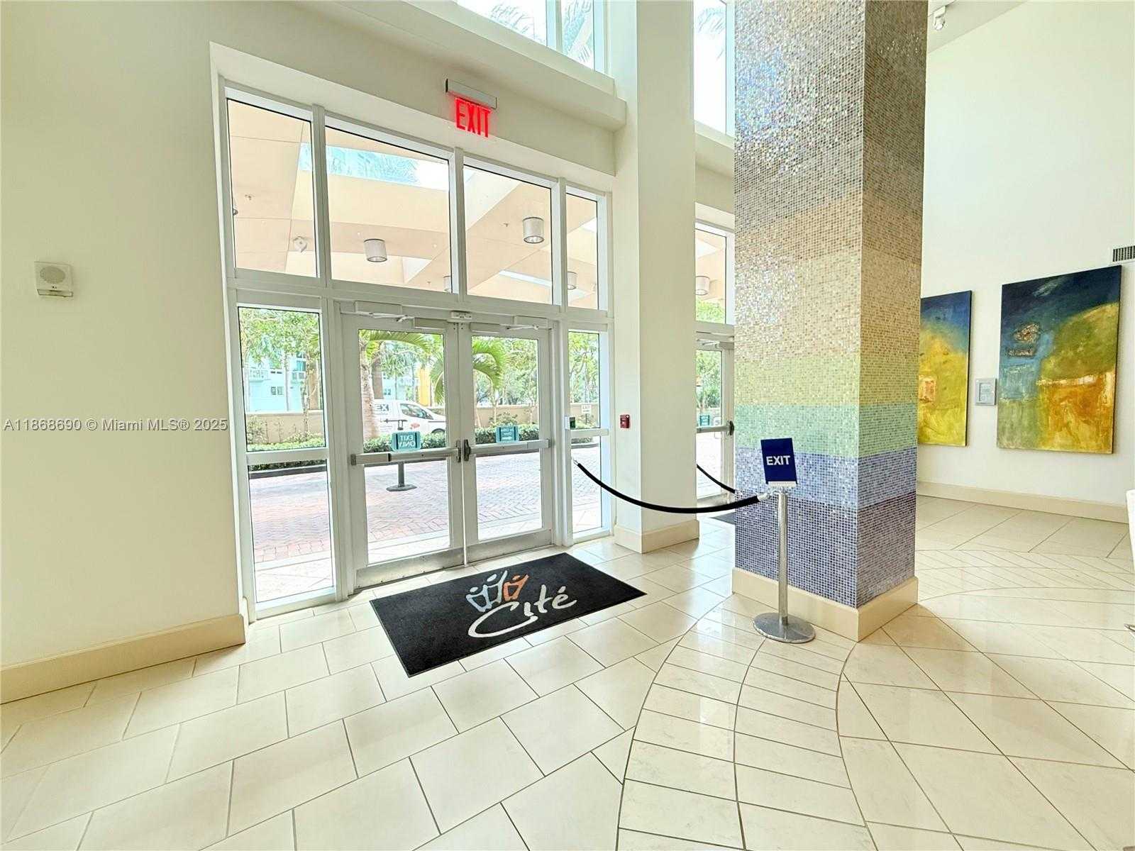 Small Image of 2000 NORTH BAYSHORE DR #218, Miami Number 37