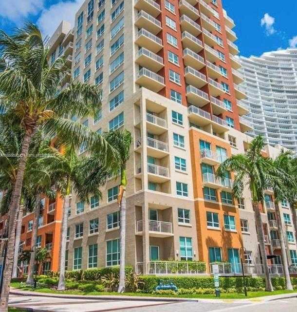Small Image of 2000 NORTH BAYSHORE DR #218, Miami Number 51