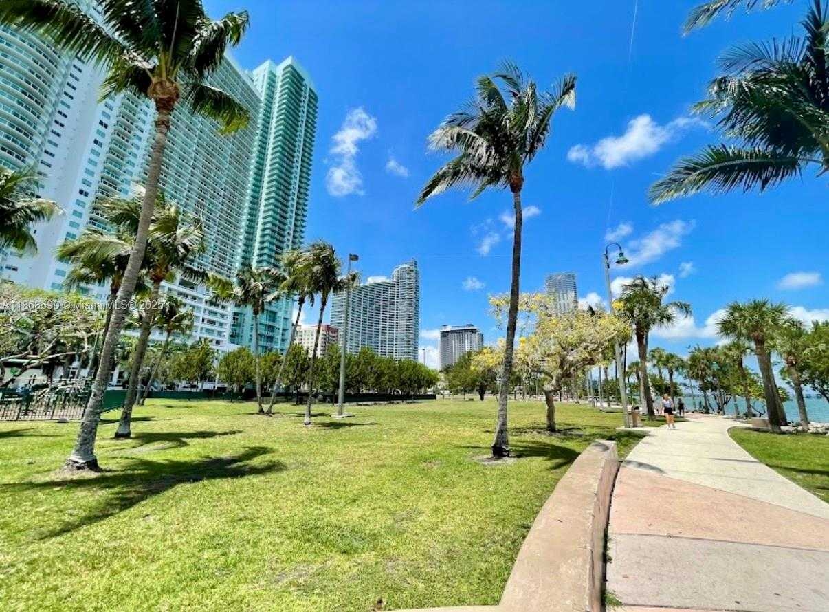 Small Image of 2000 NORTH BAYSHORE DR #218, Miami Number 73