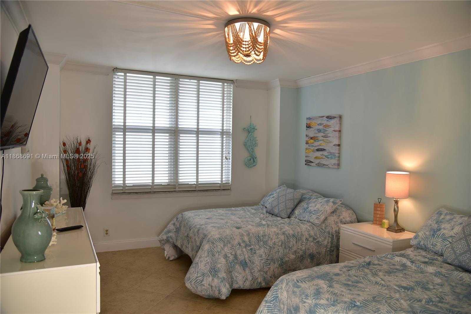 Small Image of 3725 SOUTH OCEAN DR #1022, Hollywood Number 22