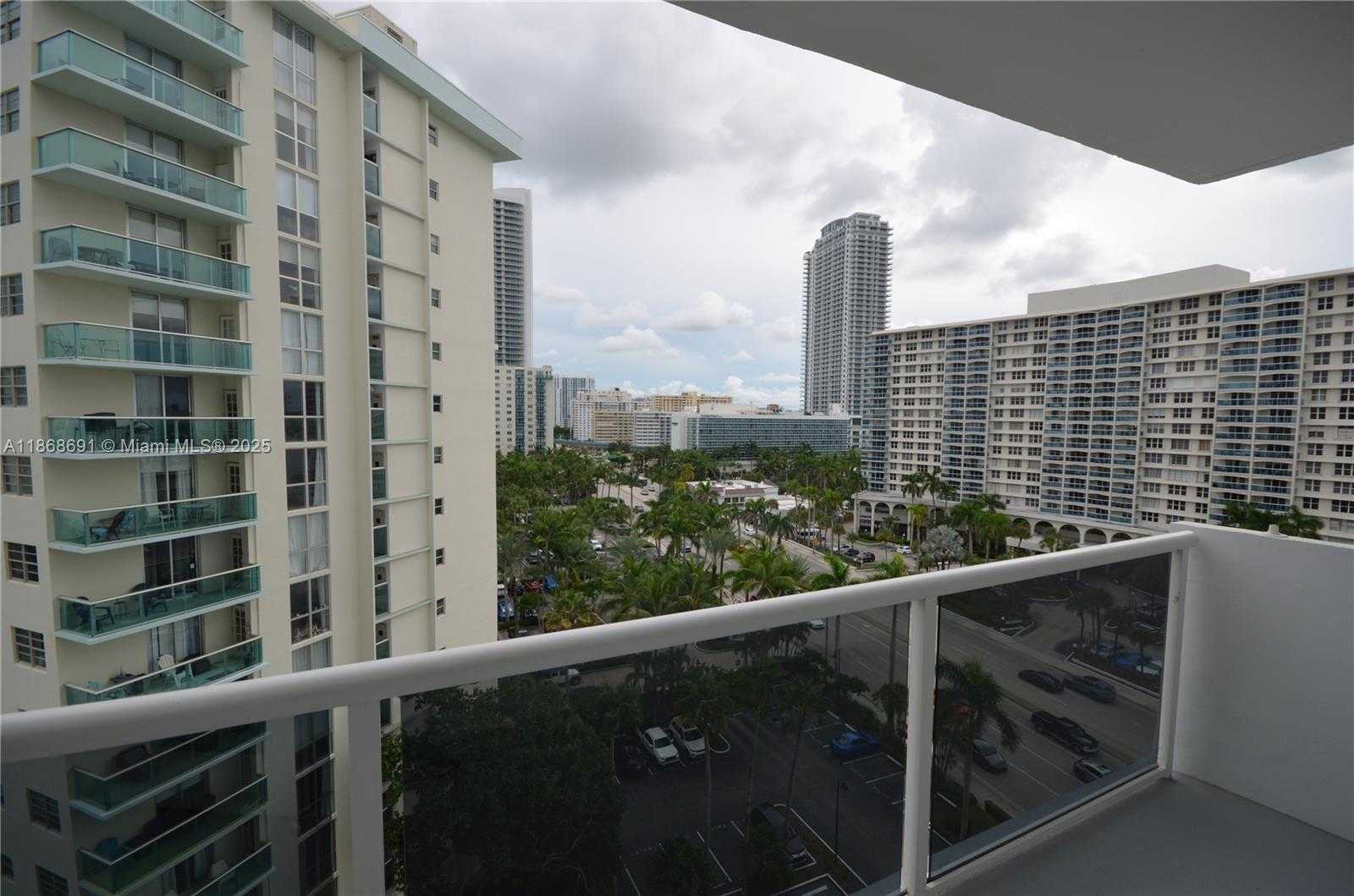 Small Image of 3725 SOUTH OCEAN DR #1022, Hollywood Number 32