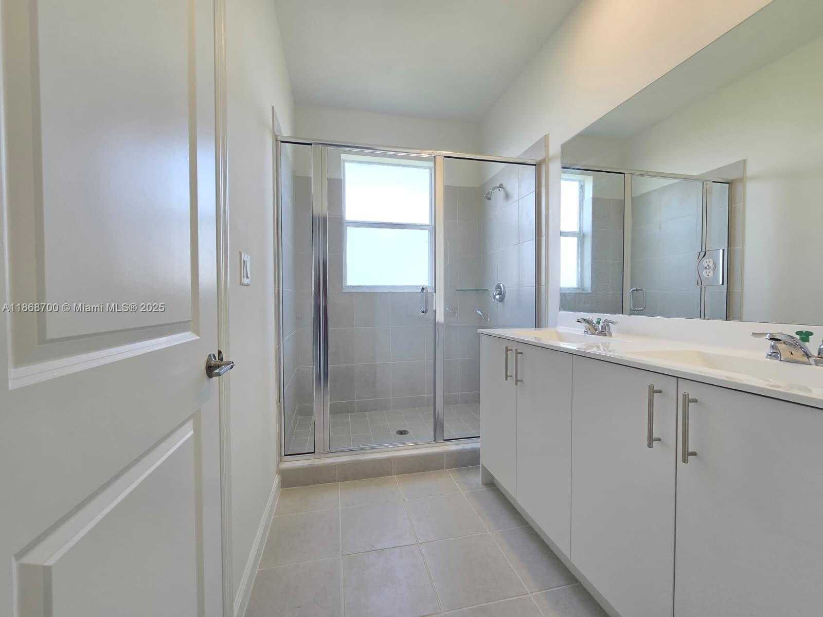 Small Image of 2670 SOUTH EAST 24TH CT, Homestead Number 11