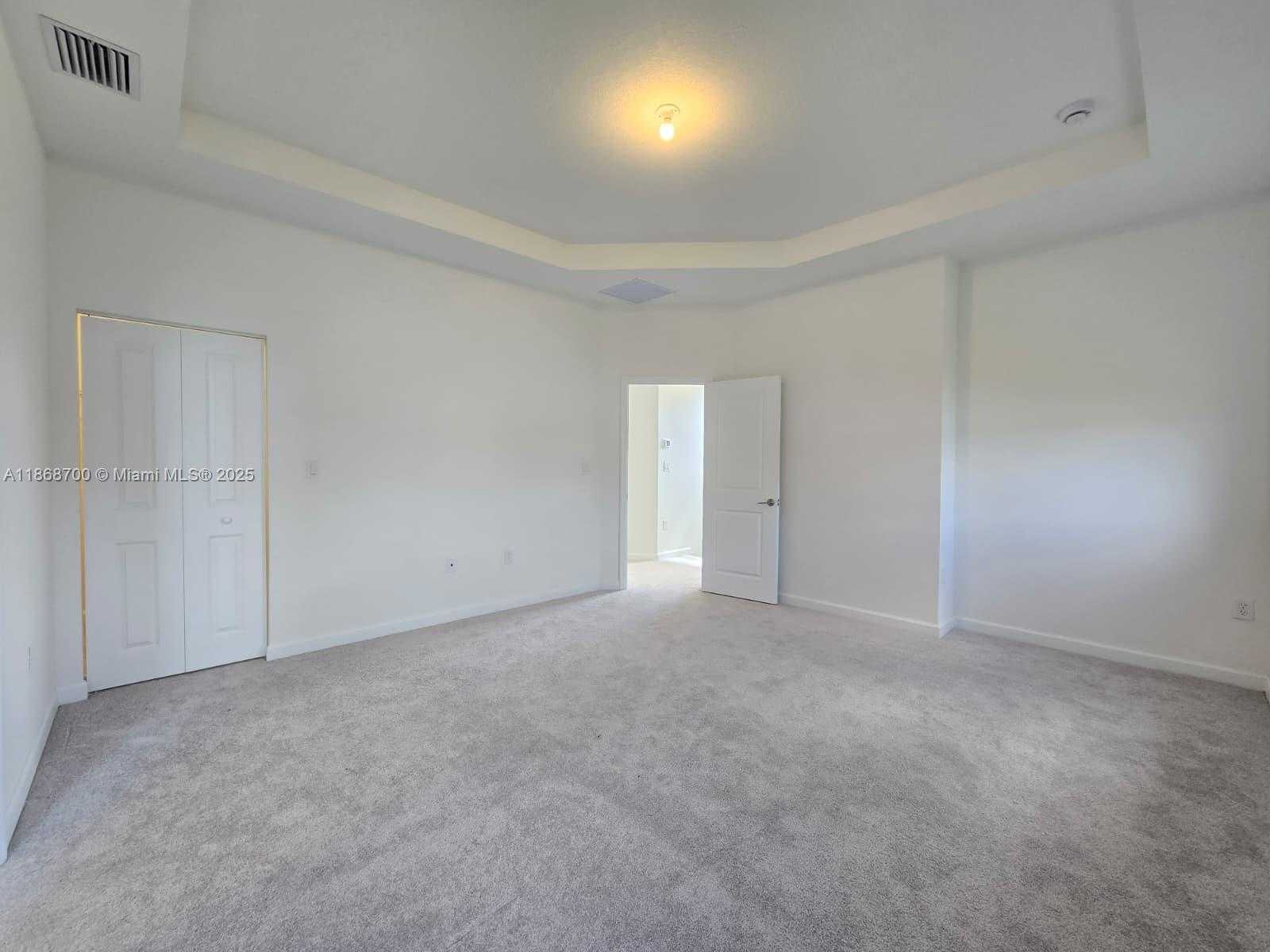 Small Image of 2670 SOUTH EAST 24TH CT, Homestead Number 14