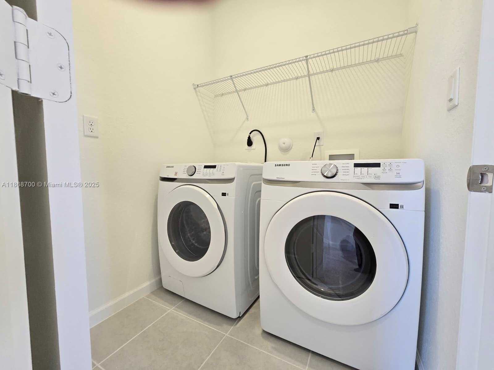 Small Image of 2670 SOUTH EAST 24TH CT, Homestead Number 18