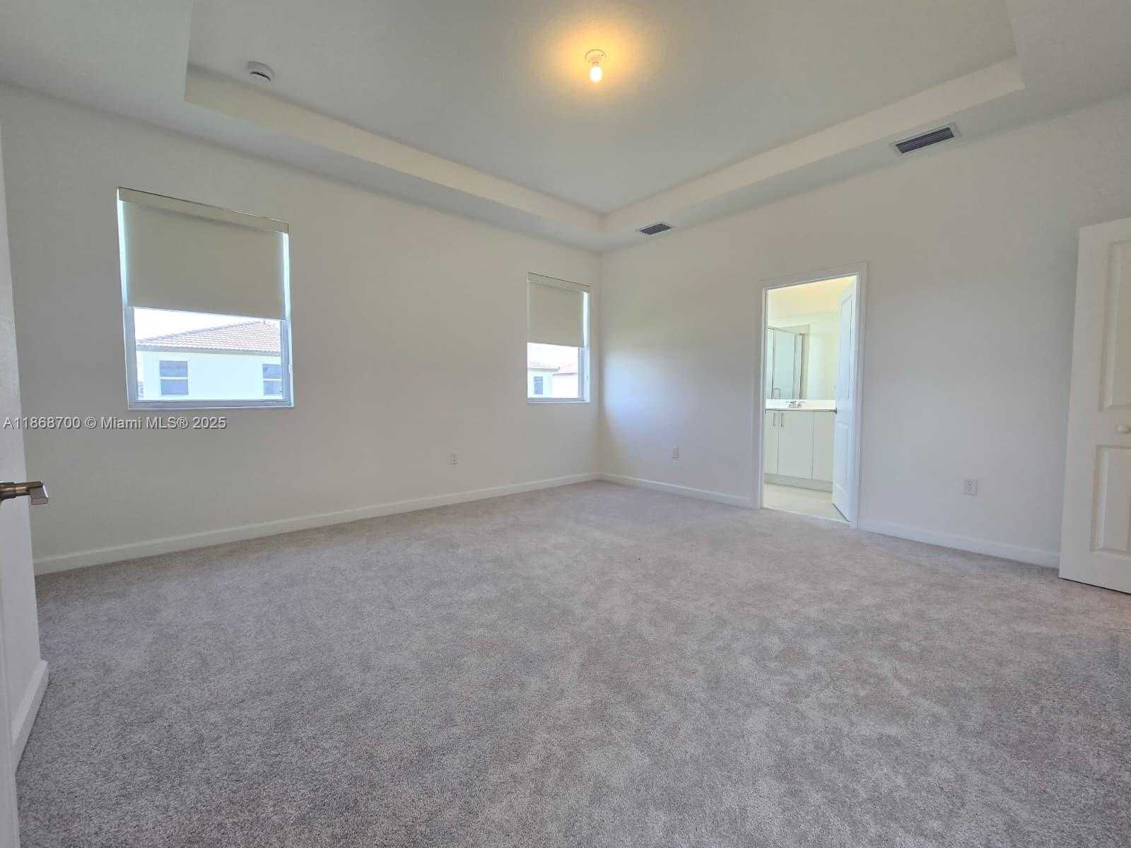 Small Image of 2670 SOUTH EAST 24TH CT, Homestead Number 9