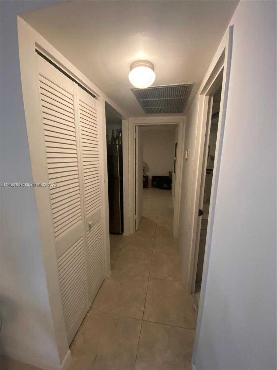 Small Image of 200 177TH DR #216, Sunny Isles Beach Number 12