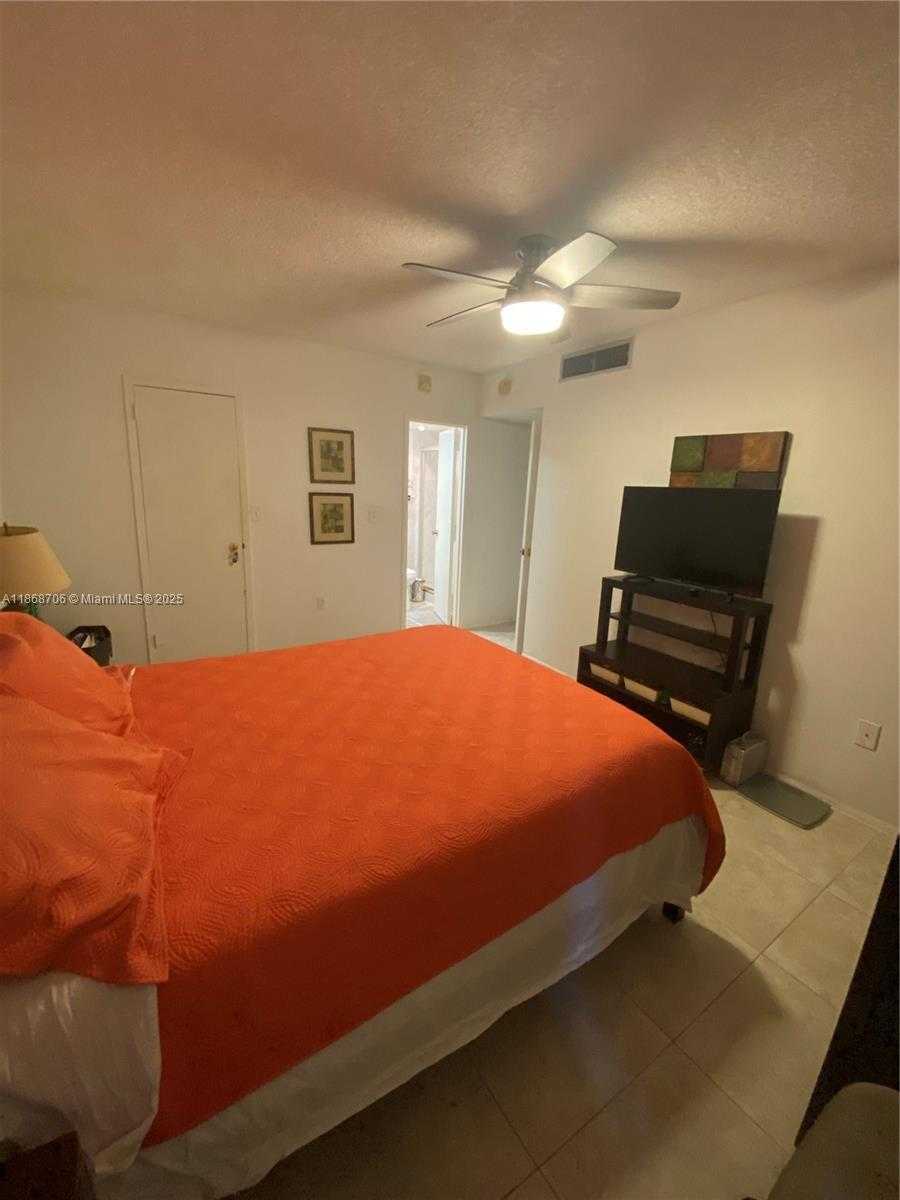 Small Image of 200 177TH DR #216, Sunny Isles Beach Number 13