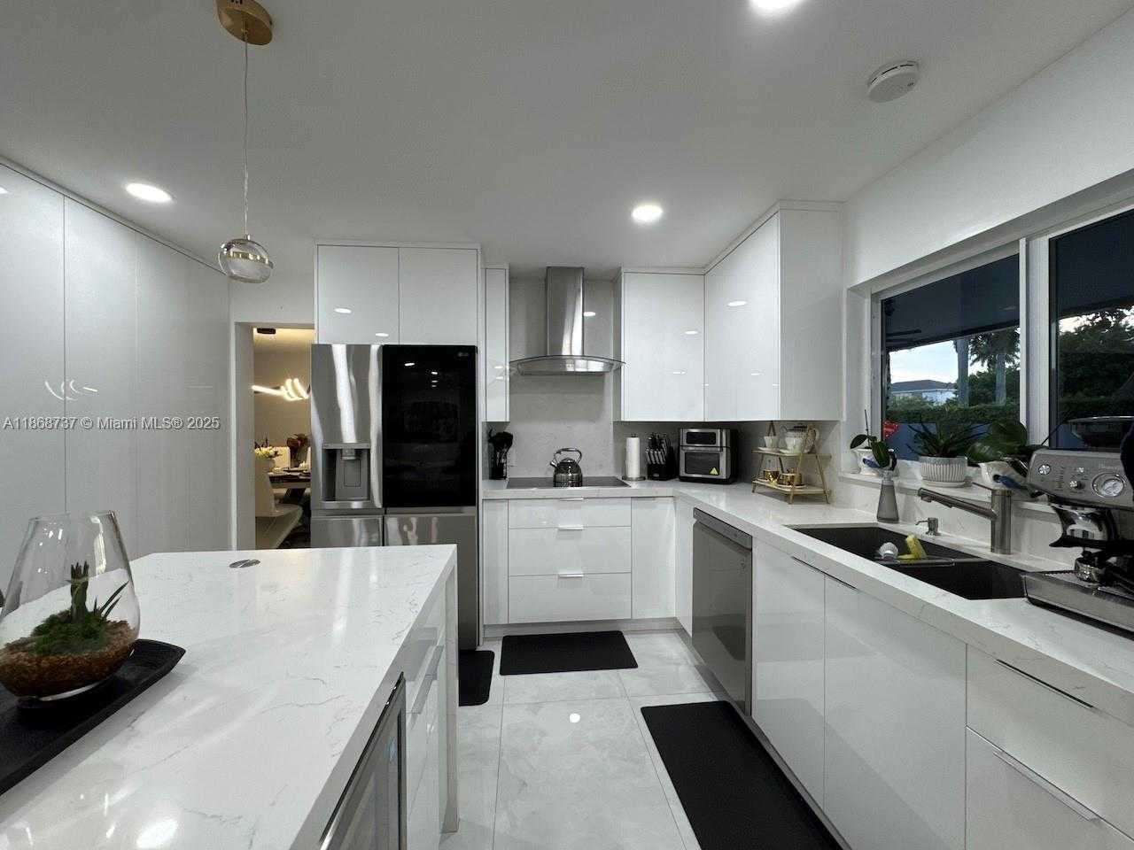 Small Image of 9368 SOUTH WEST 146TH PL, Miami Number 13