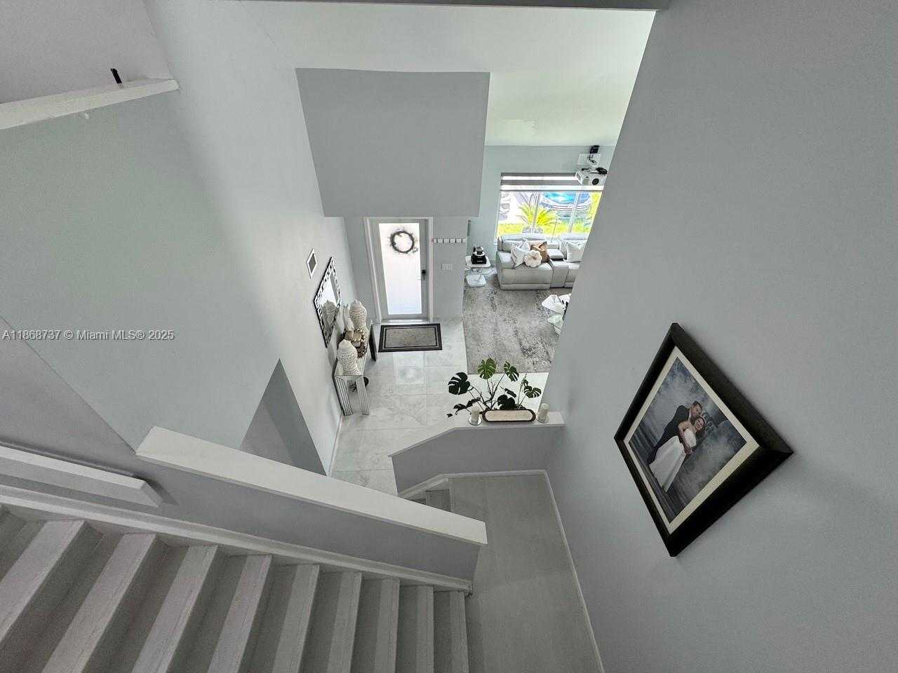 Small Image of 9368 SOUTH WEST 146TH PL, Miami Number 20