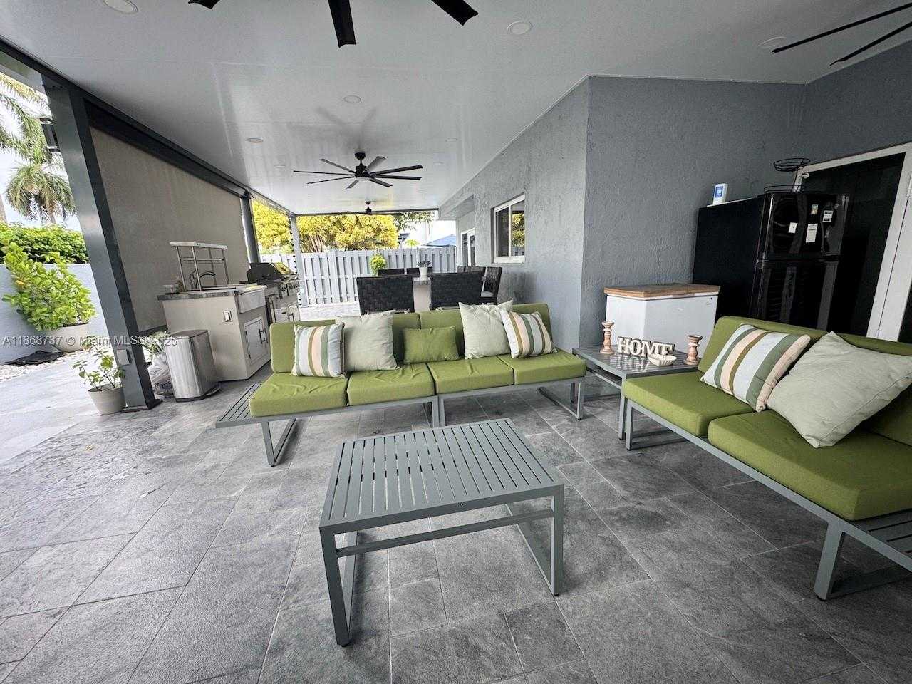 Small Image of 9368 SOUTH WEST 146TH PL, Miami Number 35