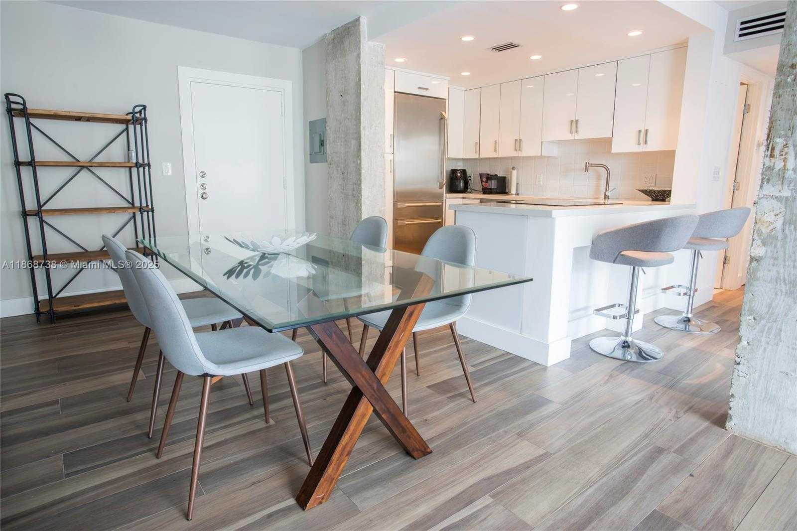 Small Image of 1345 LINCOLN RD #605, Miami Beach Number 5