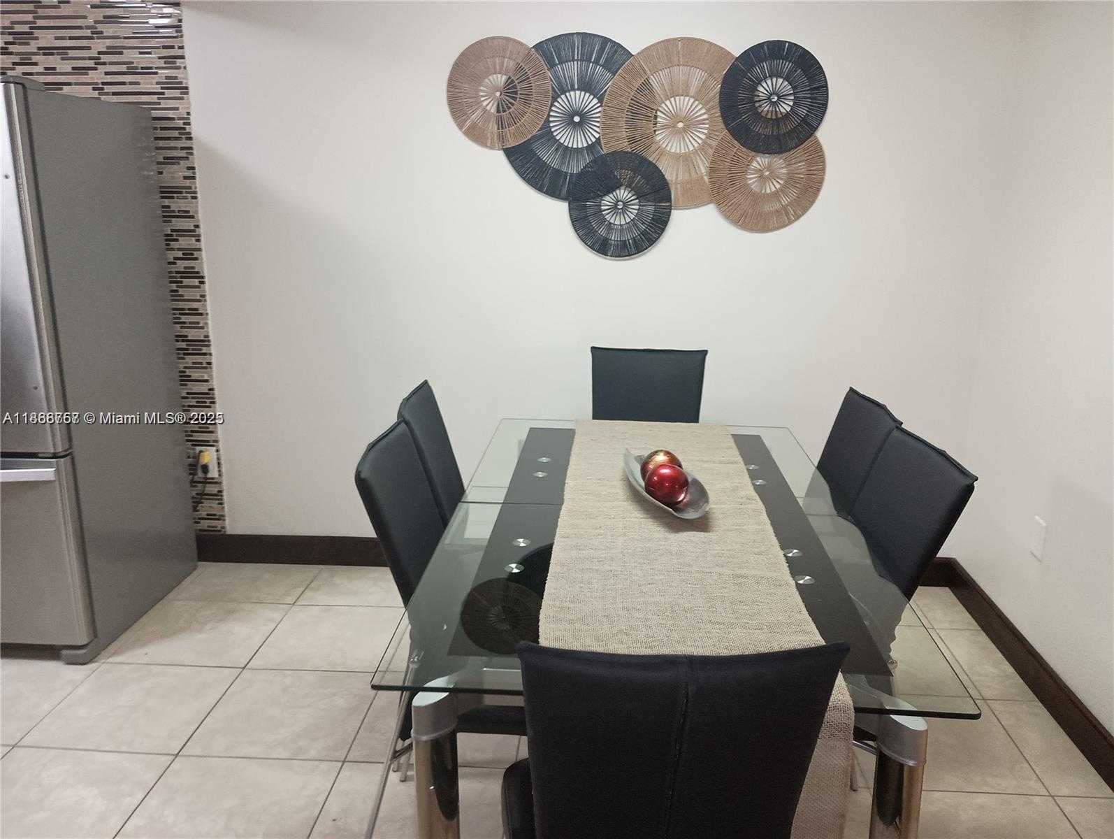 Small Image of 200 178TH DR #612, Sunny Isles Beach Number 4