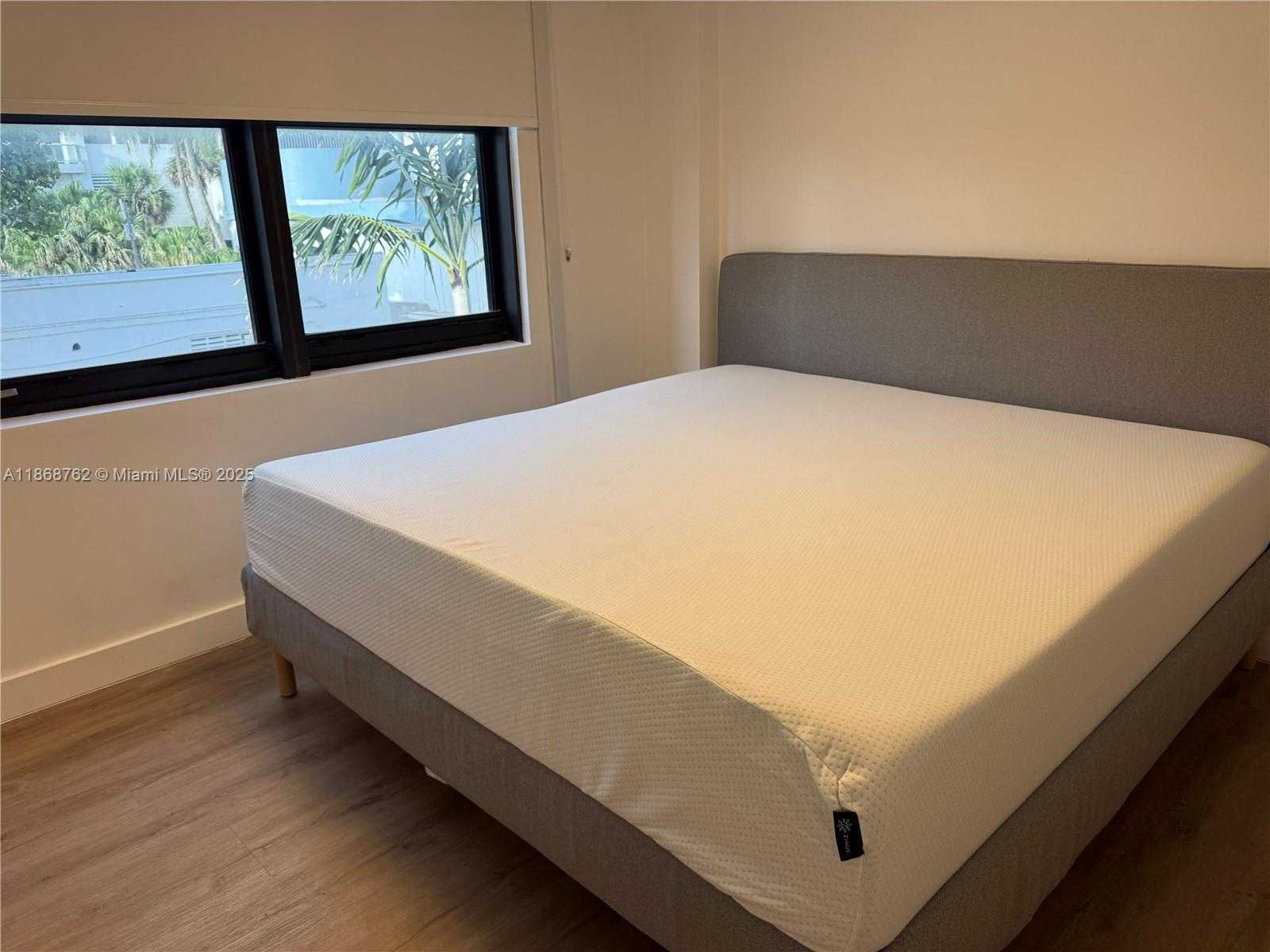 Small Image of 4301 COLLINS AVE #208, Miami Beach Number 11
