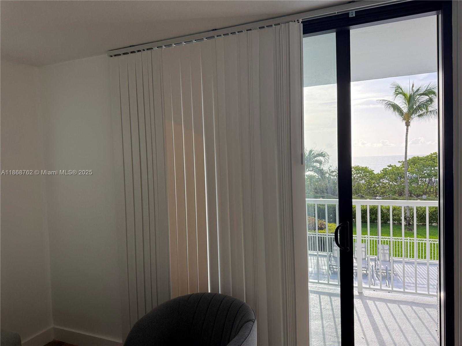 Small Image of 4301 COLLINS AVE #208, Miami Beach Number 19