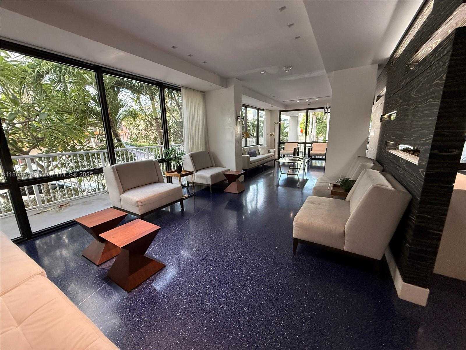 Small Image of 4301 COLLINS AVE #208, Miami Beach Number 25