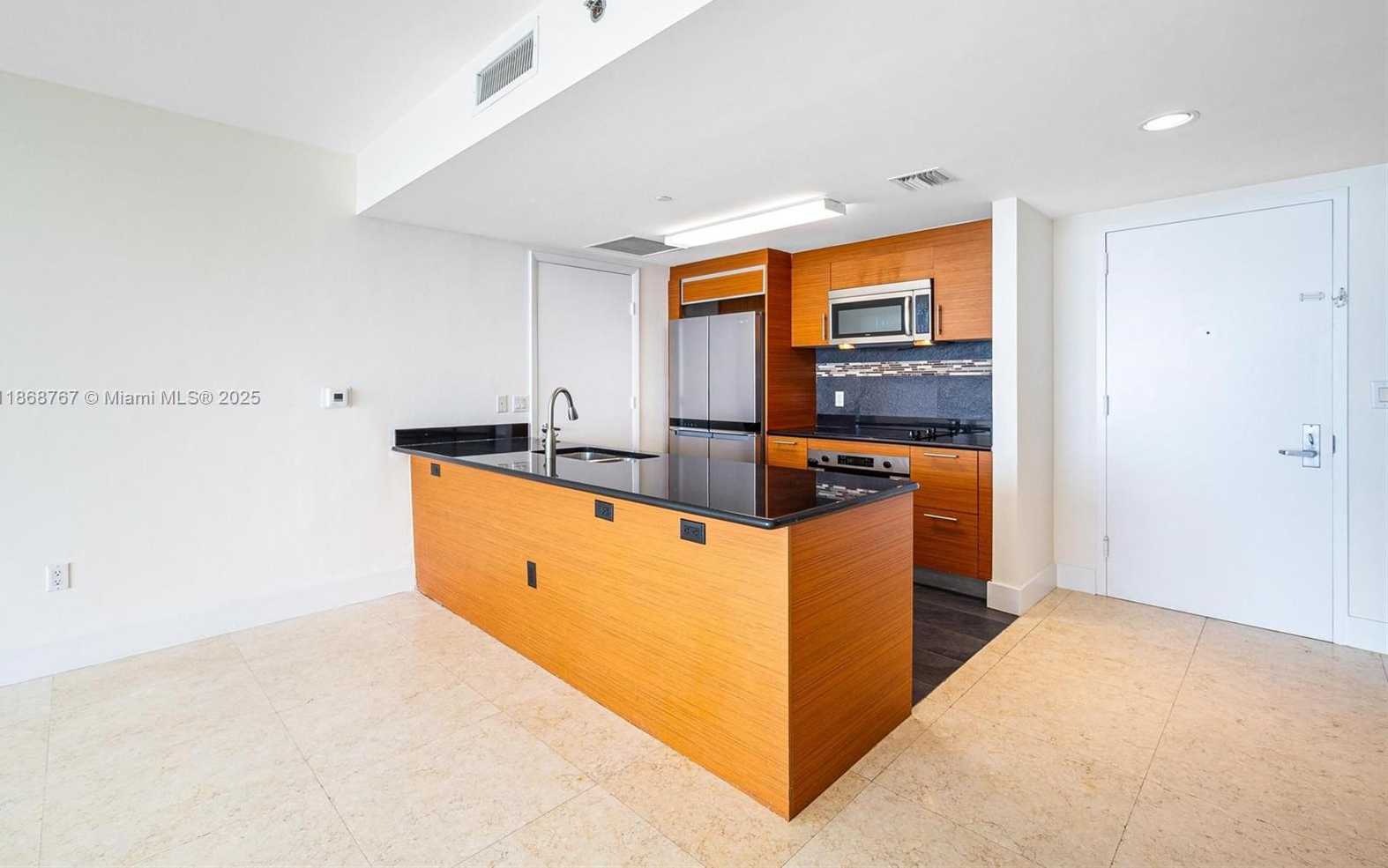 Small Image of 50 BISCAYNE BLVD #1706, Miami Number 10