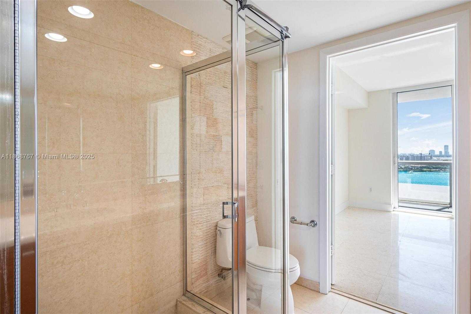 Small Image of 50 BISCAYNE BLVD #1706, Miami Number 18