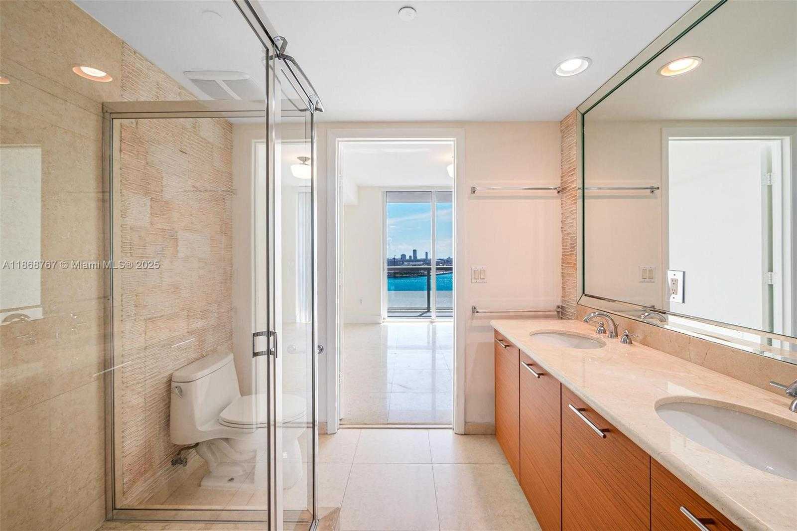 Small Image of 50 BISCAYNE BLVD #1706, Miami Number 25