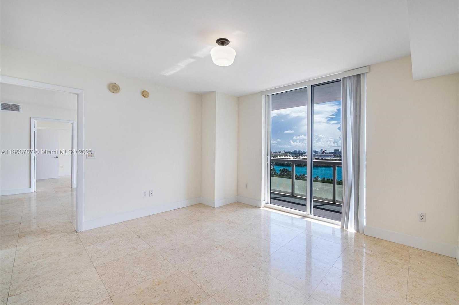 Small Image of 50 BISCAYNE BLVD #1706, Miami Number 26