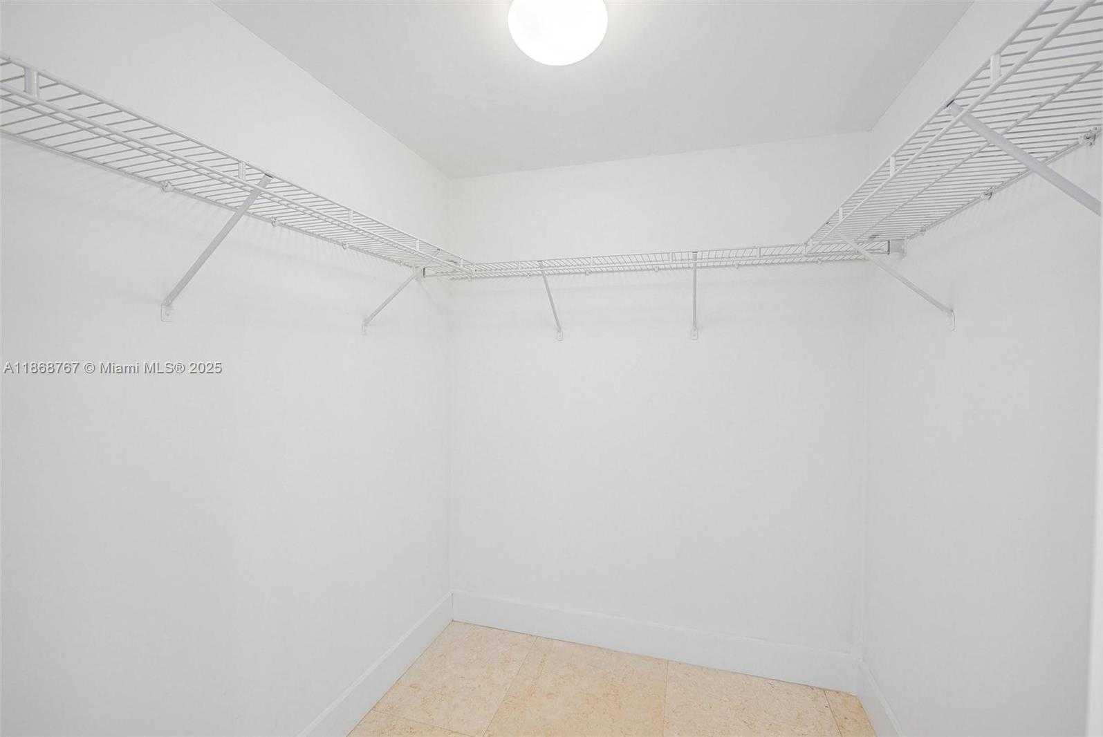 Small Image of 50 BISCAYNE BLVD #1706, Miami Number 36
