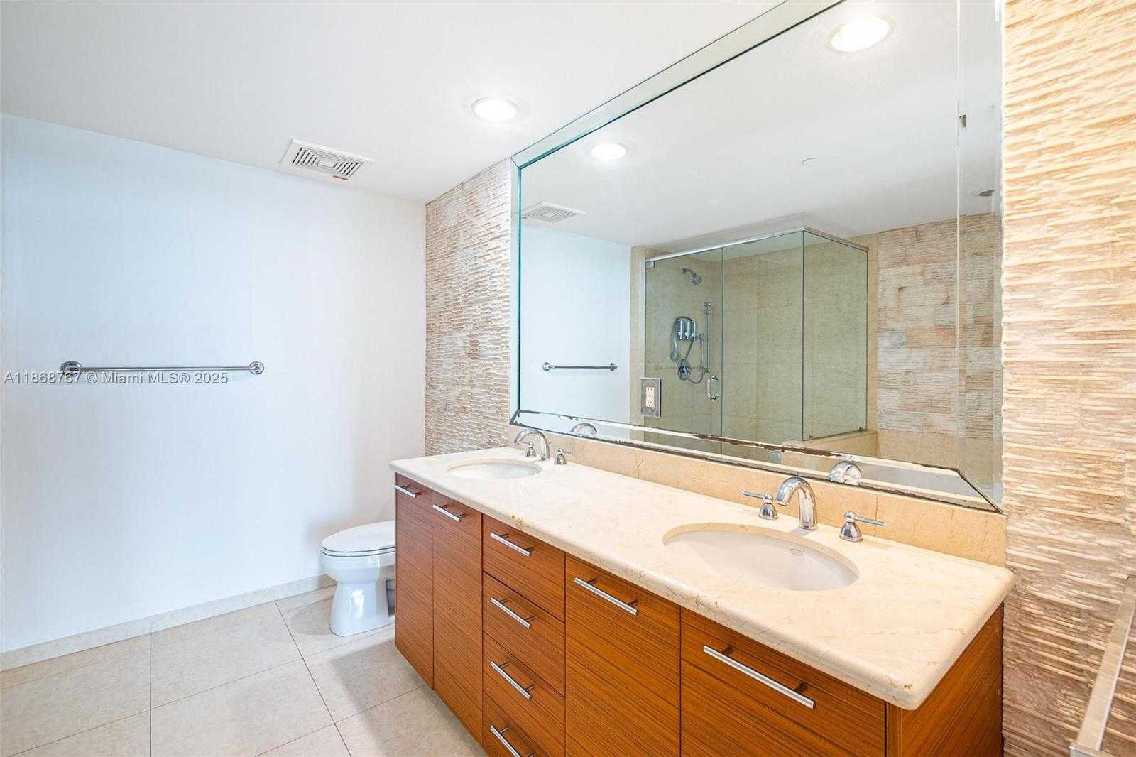 Small Image of 50 BISCAYNE BLVD #1706, Miami Number 37